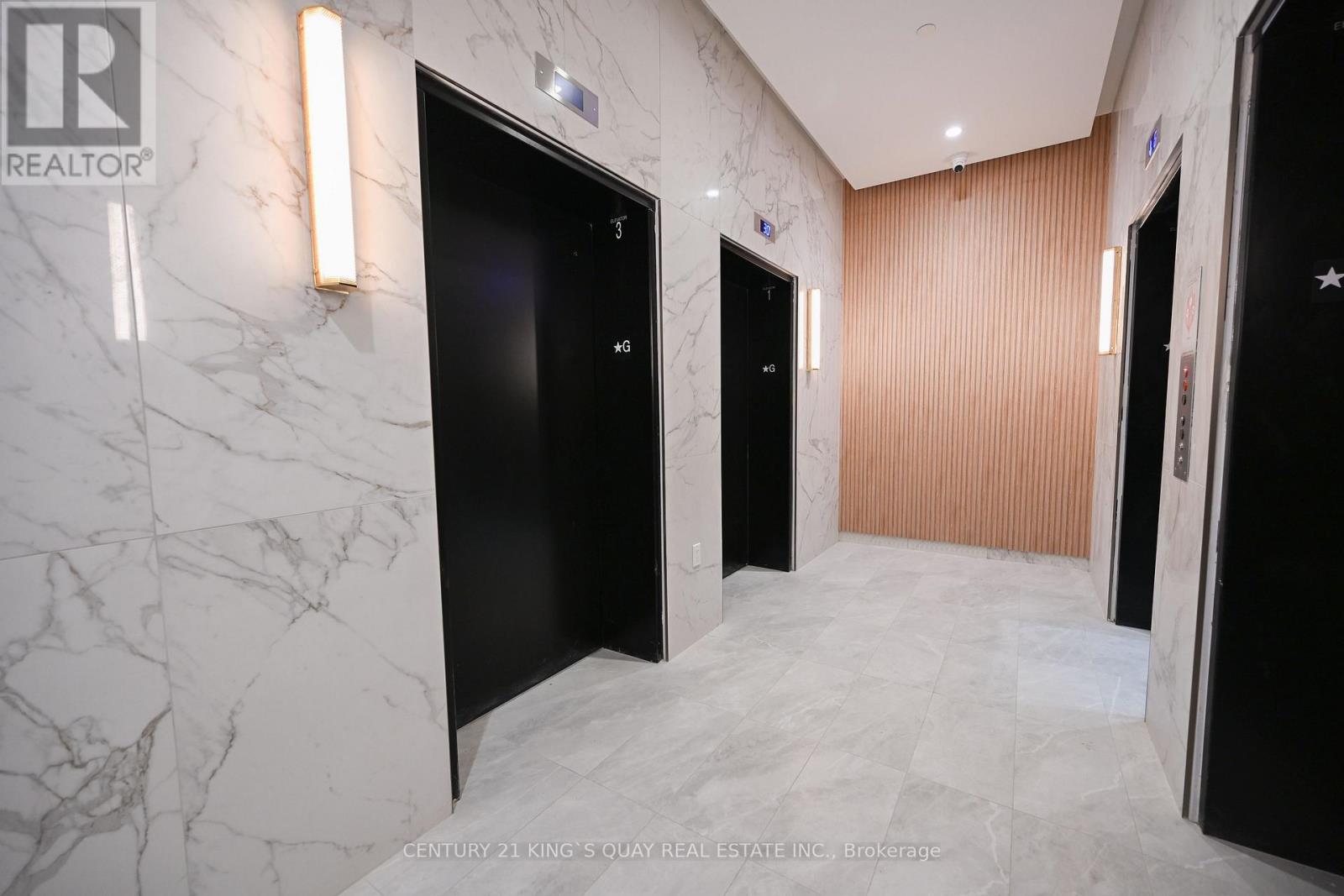 1018 - 1 Quarrington Lane, Toronto, Ontario  M3C 0S4 - Photo 12 - C12572950