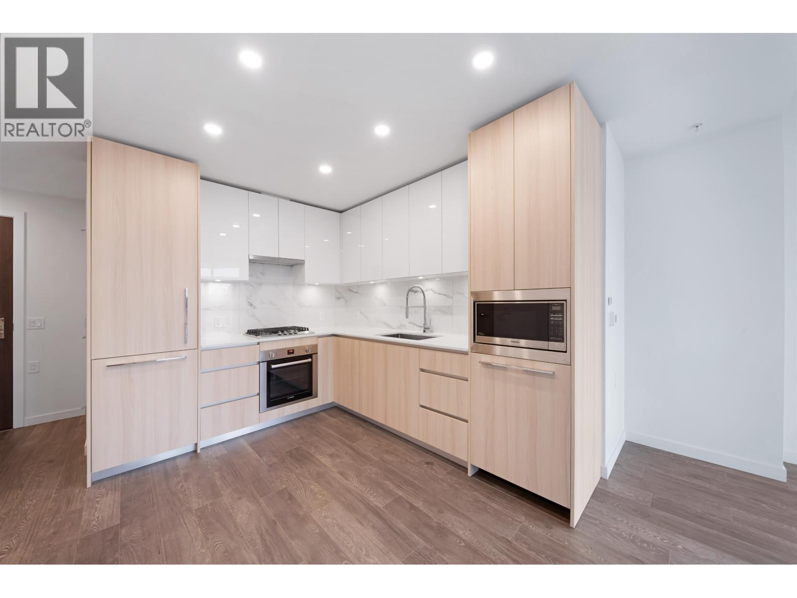 1407 5311 Goring Street, Burnaby, British Columbia V5B 0B5 - Photo 4 - R3069768