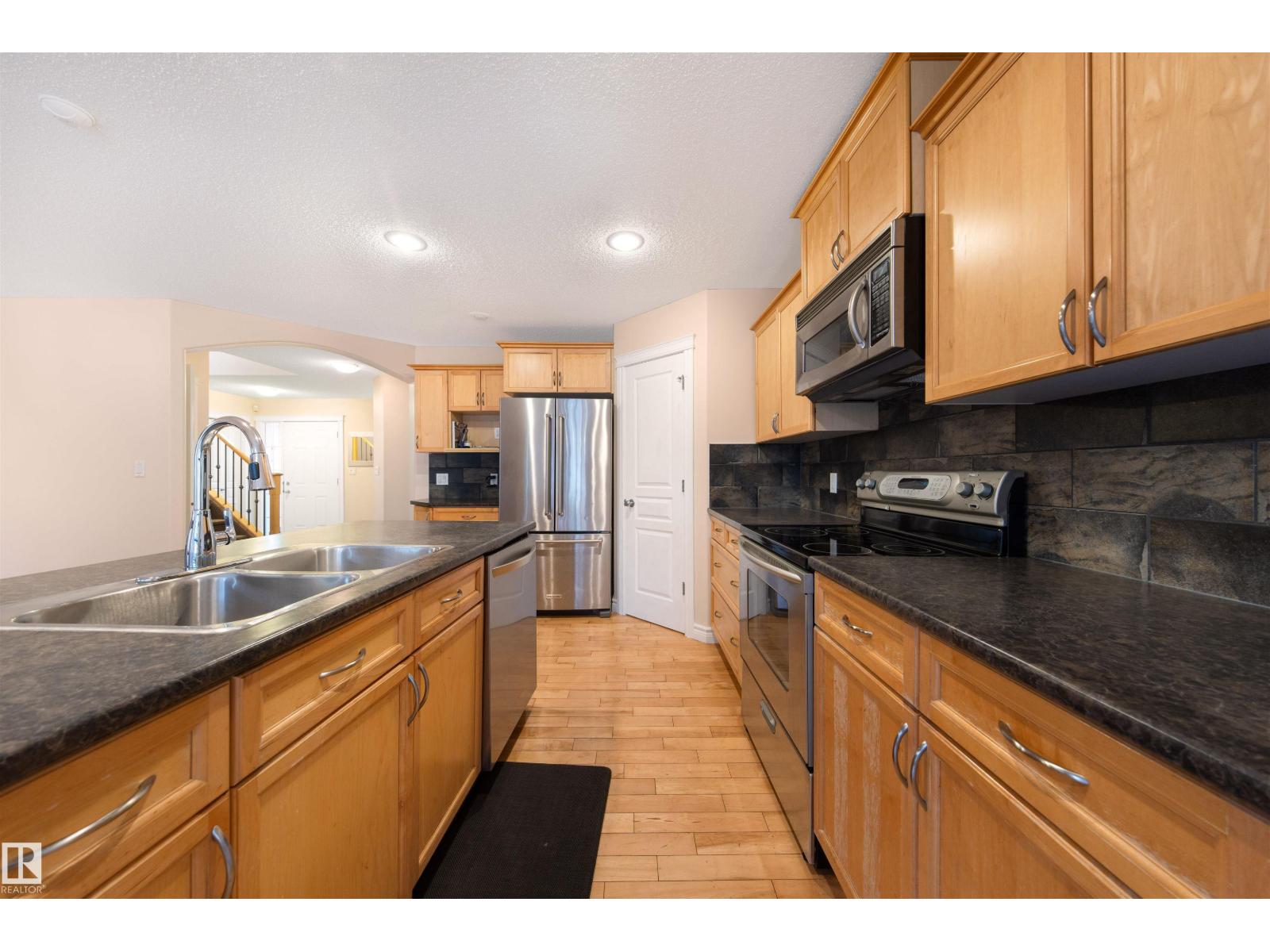 2708 Miles Pl Sw, Edmonton, Alberta  T6W 0B3 - Photo 8 - E4457615