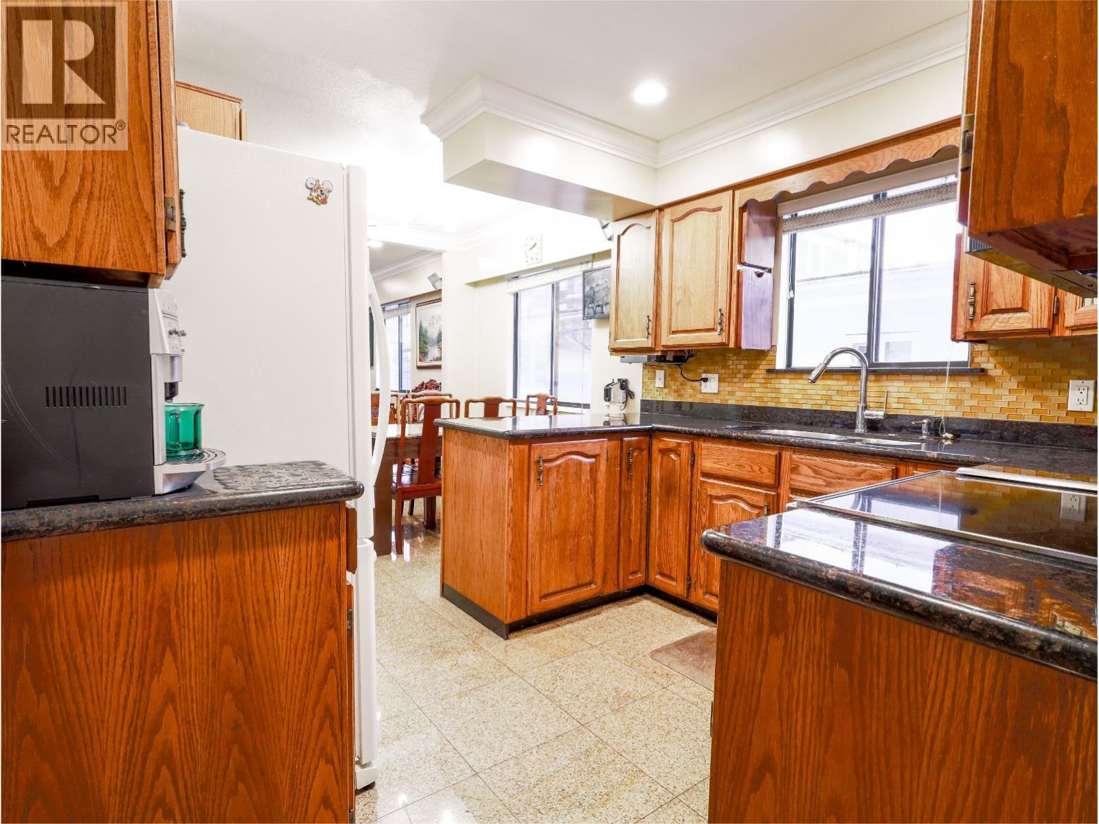 2038 E 40th Avenue, Vancouver, British Columbia  V5P 1J3 - Photo 21 - R3068623