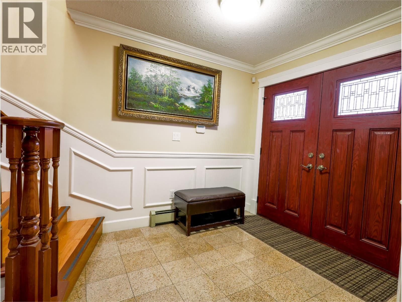 2038 E 40th Avenue, Vancouver, British Columbia  V5P 1J3 - Photo 2 - R3068623