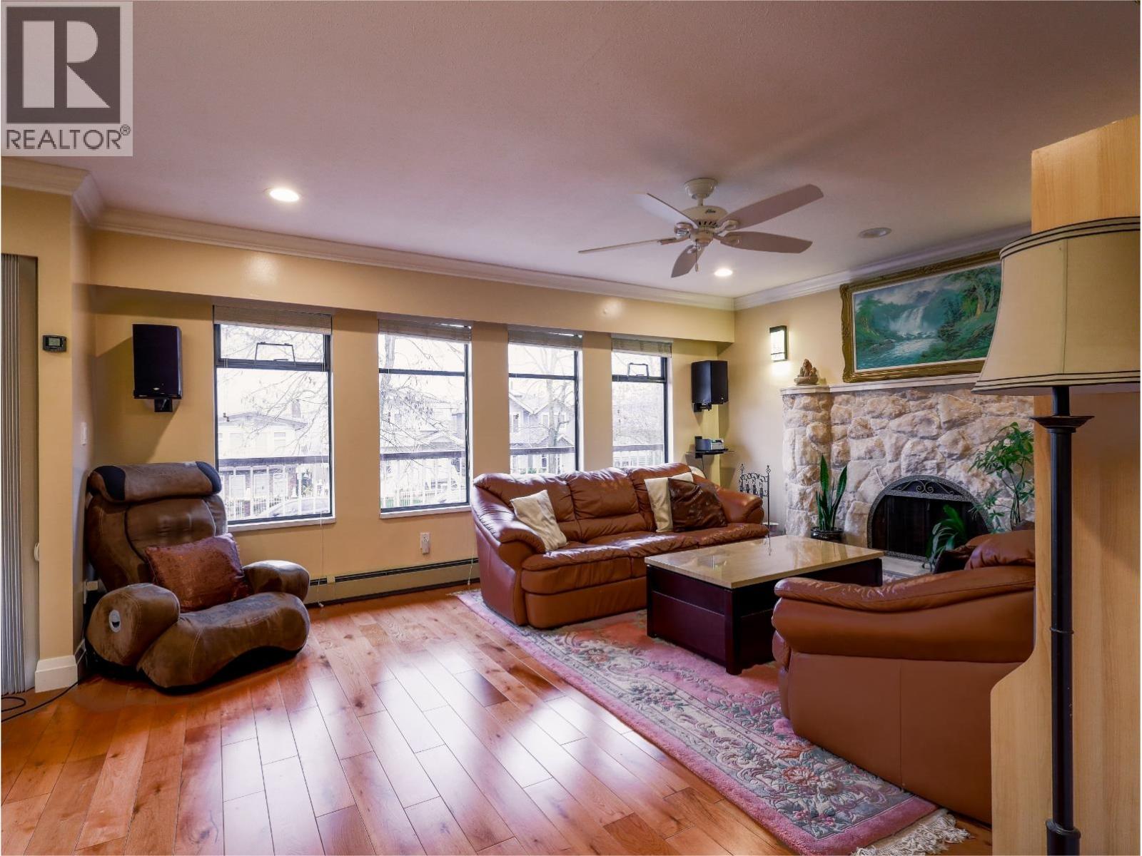 2038 E 40th Avenue, Vancouver, British Columbia  V5P 1J3 - Photo 10 - R3068623