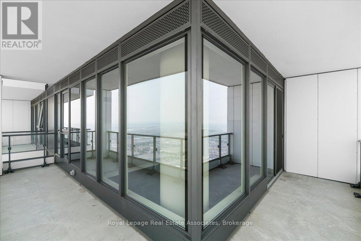 6112 - 950 Portage Parkway, Vaughan, Ontario L4K 0J6 - Photo 13 - N12573522