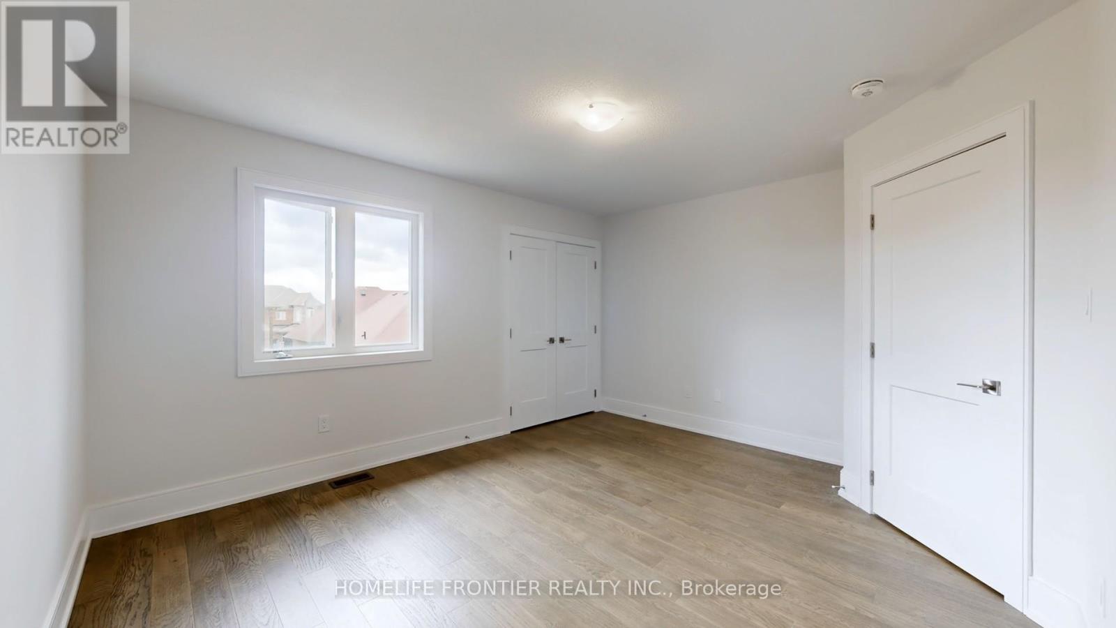 1357 Harrington Street, Innisfil, Ontario  L0L 1W0 - Photo 29 - N12573536