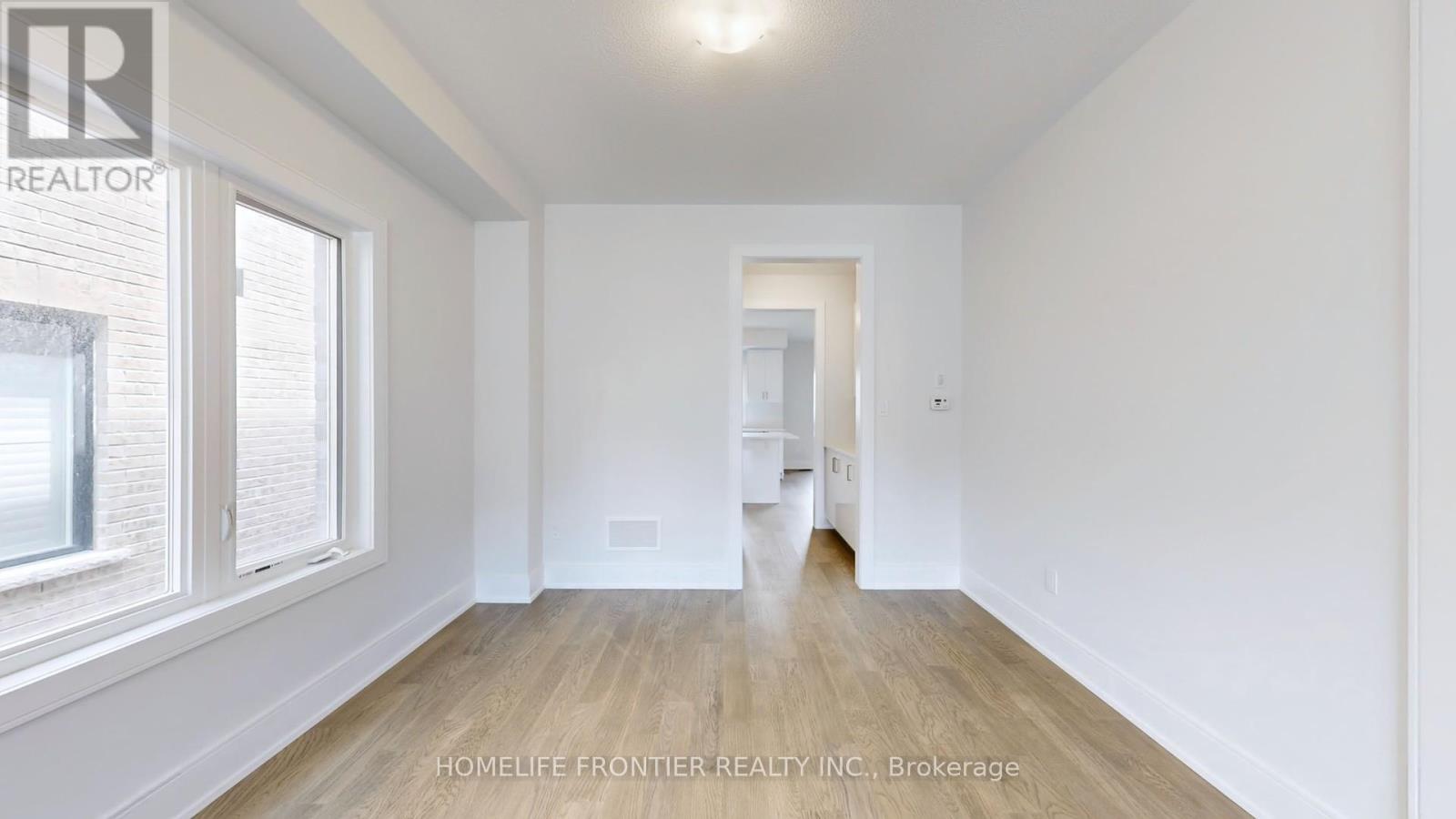 1357 Harrington Street, Innisfil, Ontario  L0L 1W0 - Photo 7 - N12573536