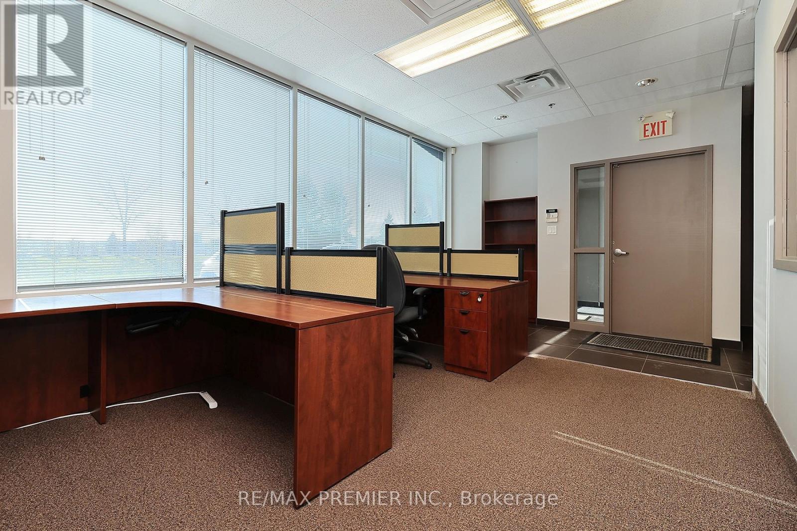 15 - 595 Cityview Boulevard, Vaughan, Ontario  L4H 3M7 - Photo 8 - N12573550