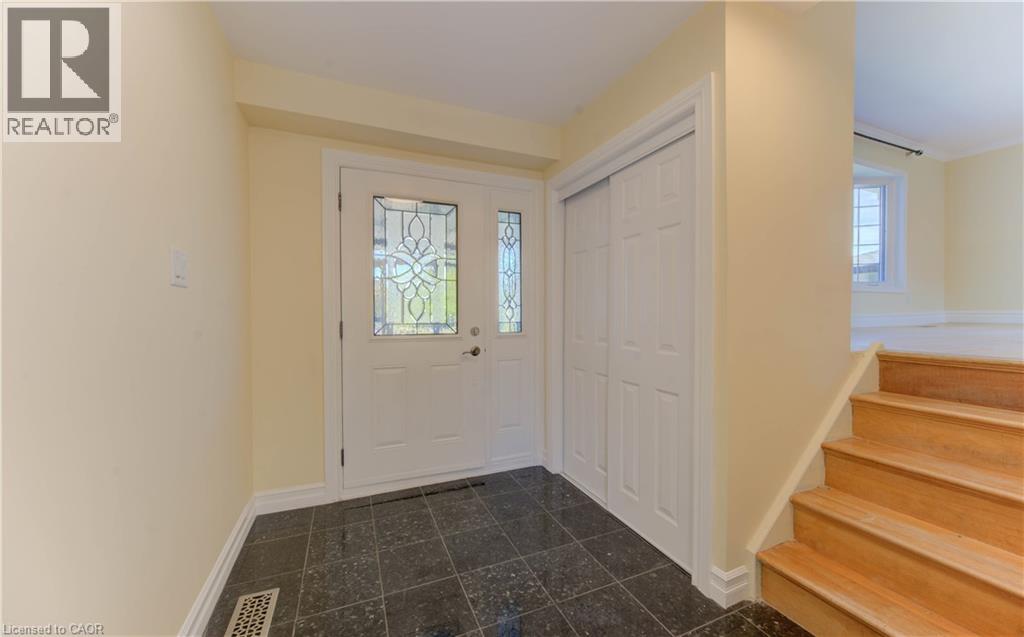 1493 Queens Boulevard, Kitchener, Ontario  N2M 1E3 - Photo 5 - 40759488