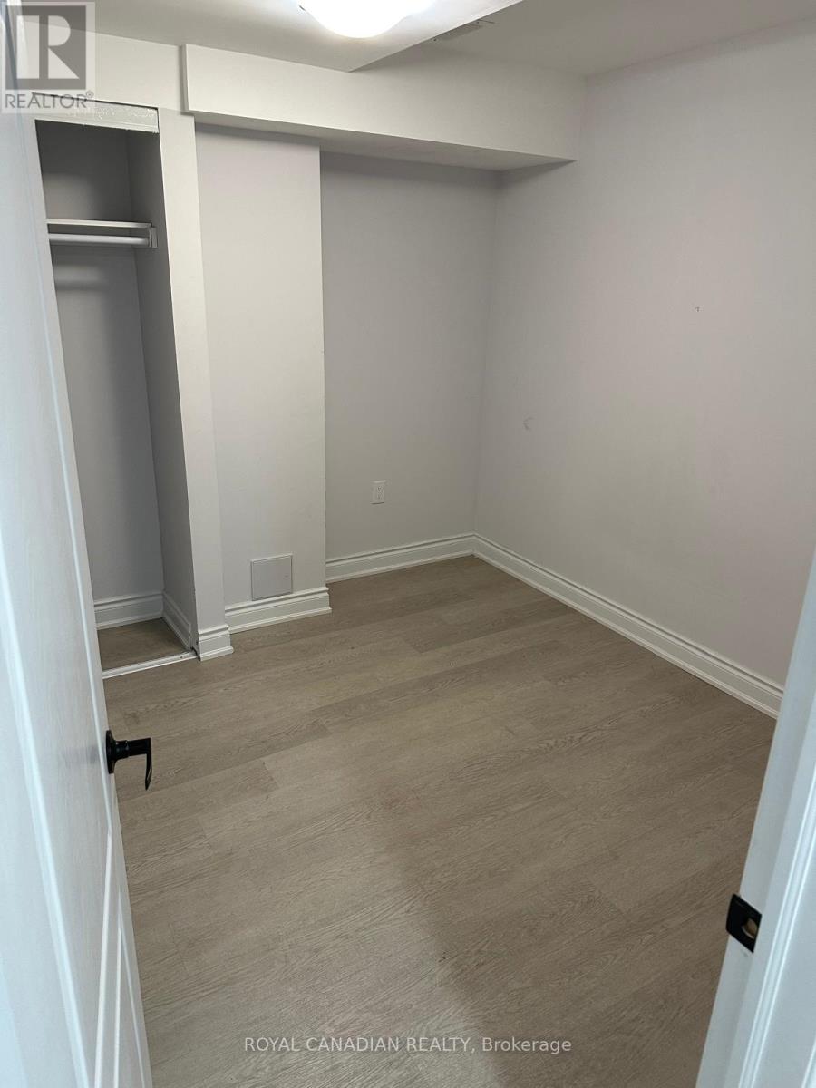 Bsmt - 15 Fordham Road, Brampton, Ontario  L6Y 6K2 - Photo 9 - W12573520