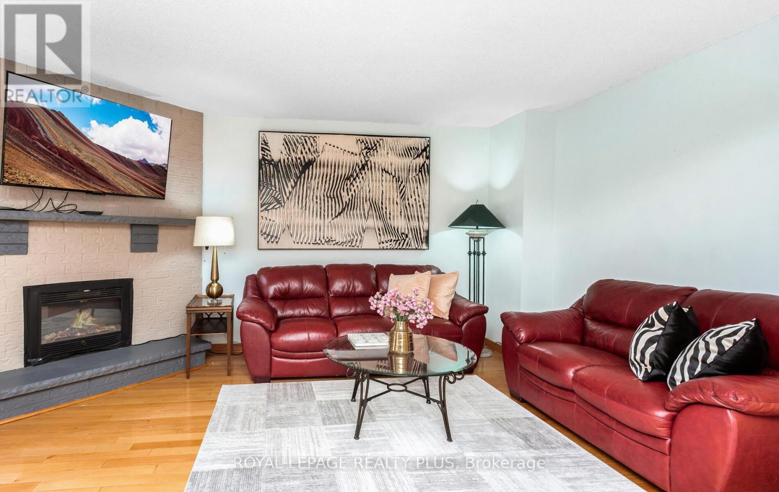 138 Atkins Circle, Brampton, Ontario  L6X 4E7 - Photo 14 - W12573524