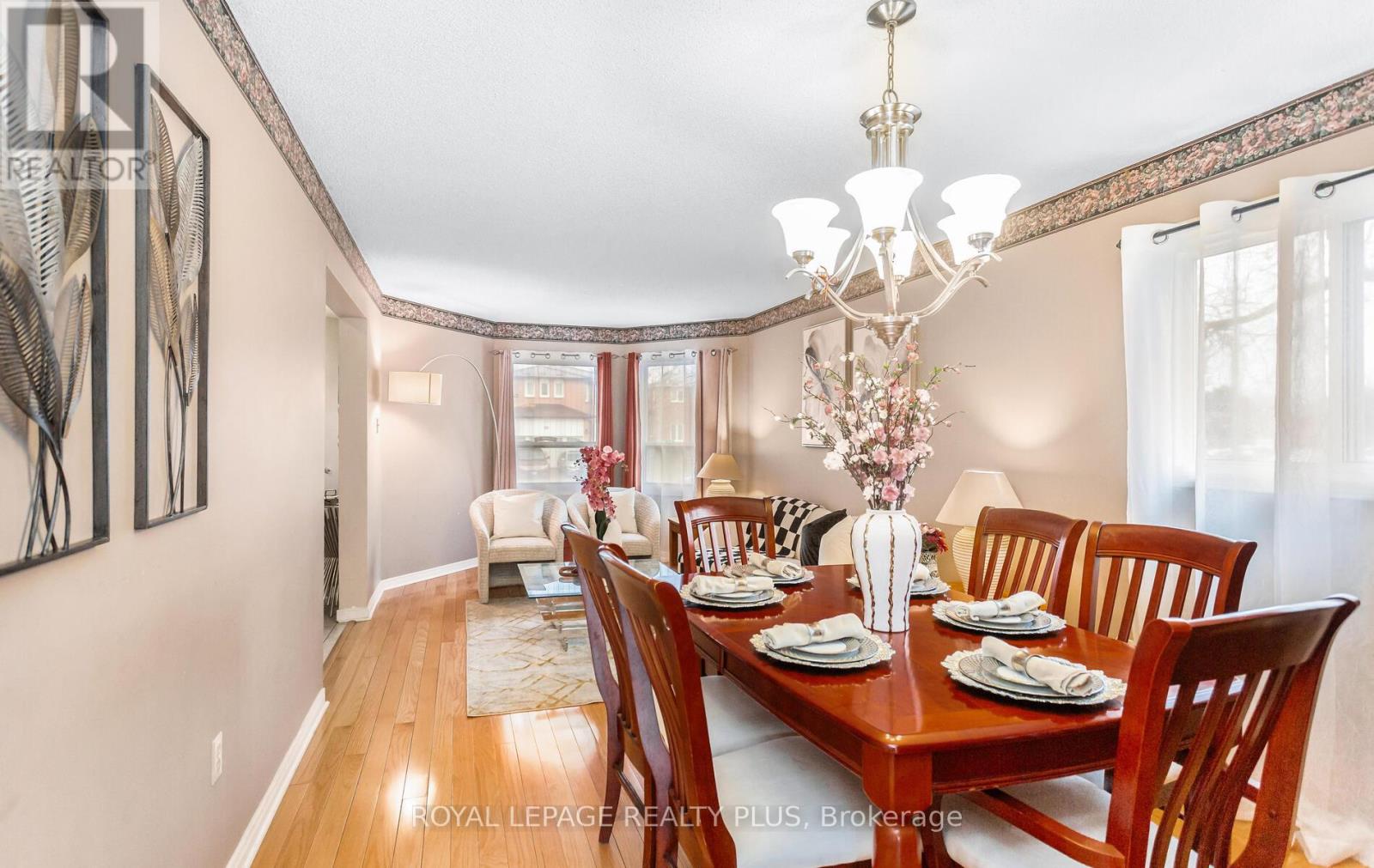 138 Atkins Circle, Brampton, Ontario  L6X 4E7 - Photo 16 - W12573524