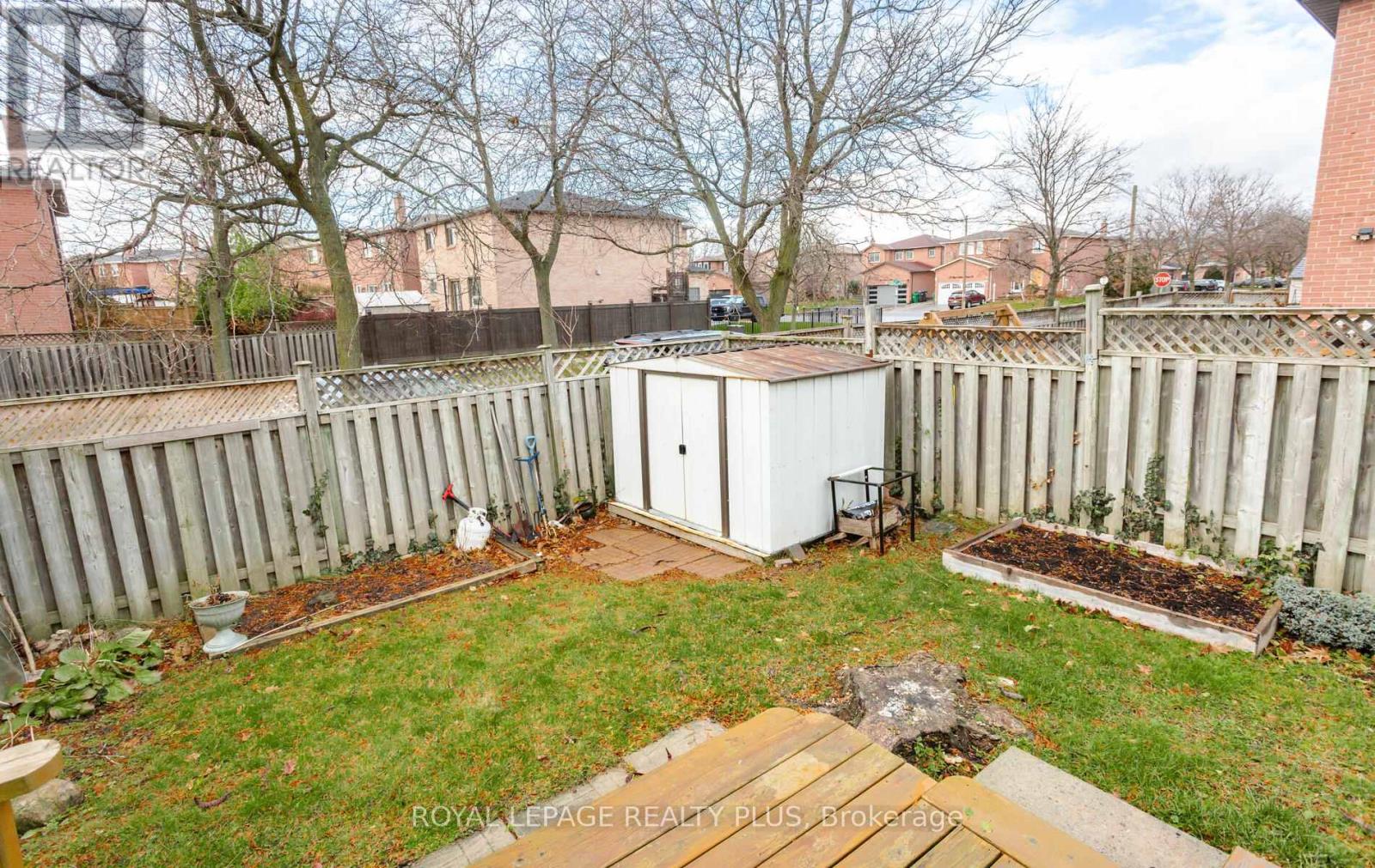 138 Atkins Circle, Brampton, Ontario  L6X 4E7 - Photo 49 - W12573524