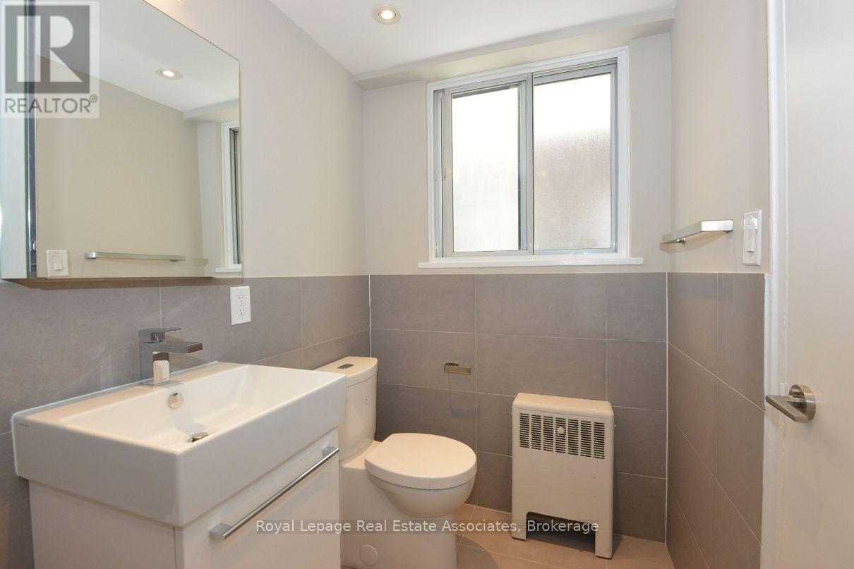 701 - 99 Tyndall Avenue, Toronto, Ontario  M6K 2G2 - Photo 9 - W12573554