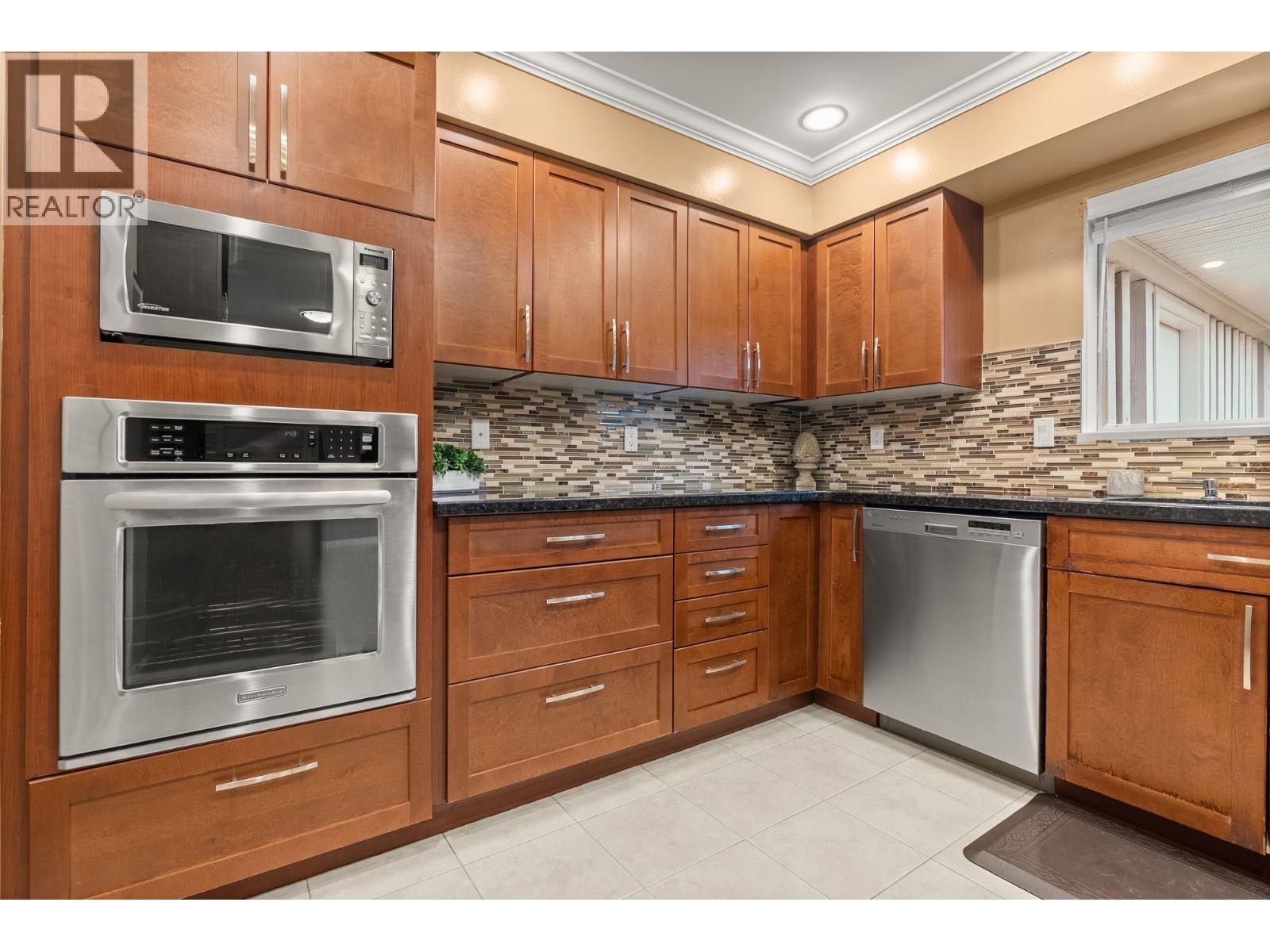 35 Courtney Crescent, New Westminster, British Columbia  V3L 4M1 - Photo 17 - R3069754