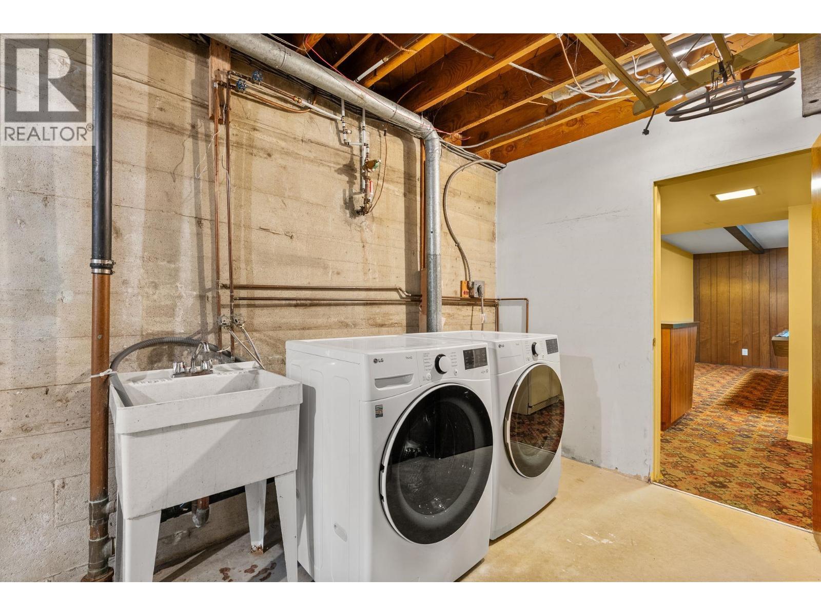 35 Courtney Crescent, New Westminster, British Columbia  V3L 4M1 - Photo 30 - R3069754