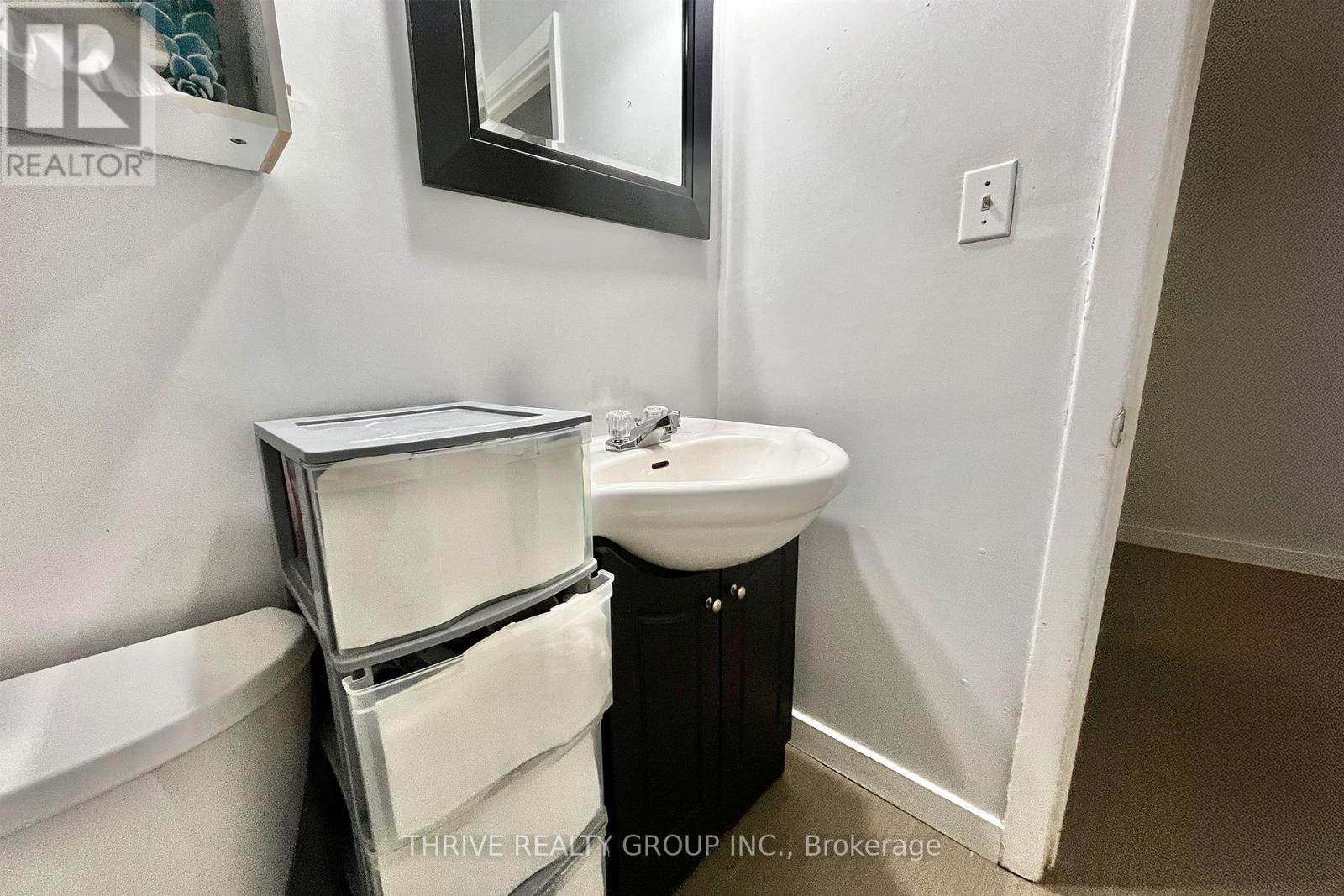 17 - 23 Mcclary Avenue, London South, Ontario  N6C 1P6 - Photo 16 - X12573580