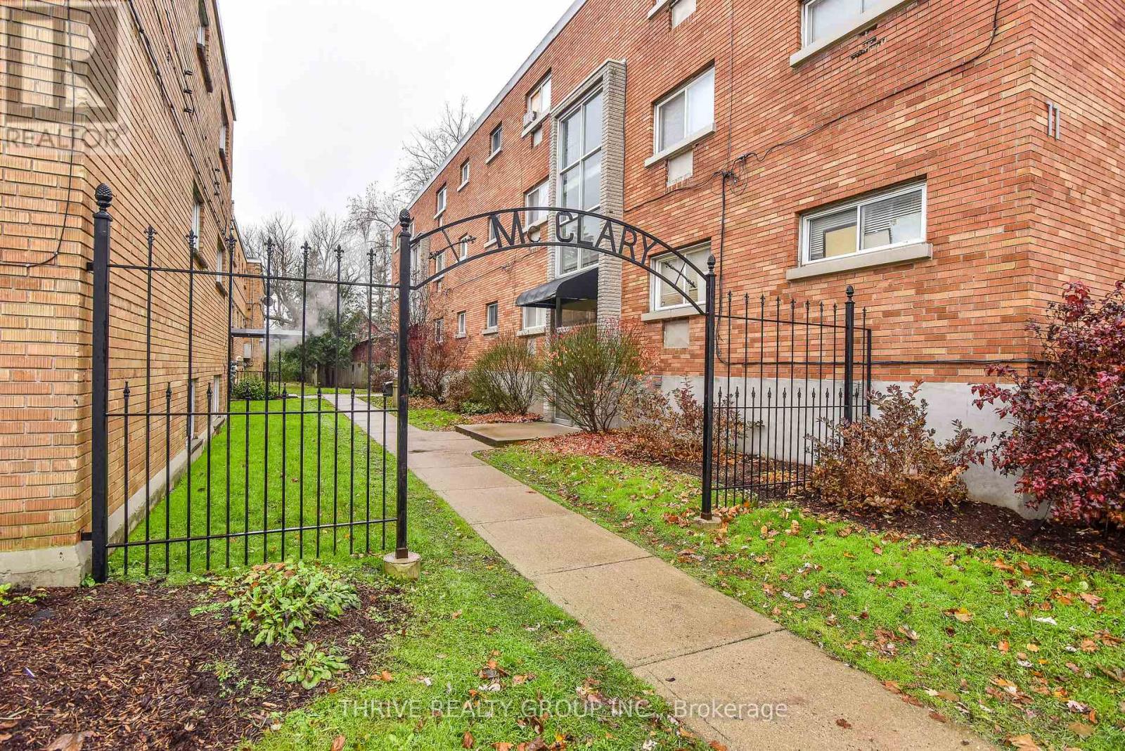 17 - 23 Mcclary Avenue, London South, Ontario  N6C 1P6 - Photo 2 - X12573580