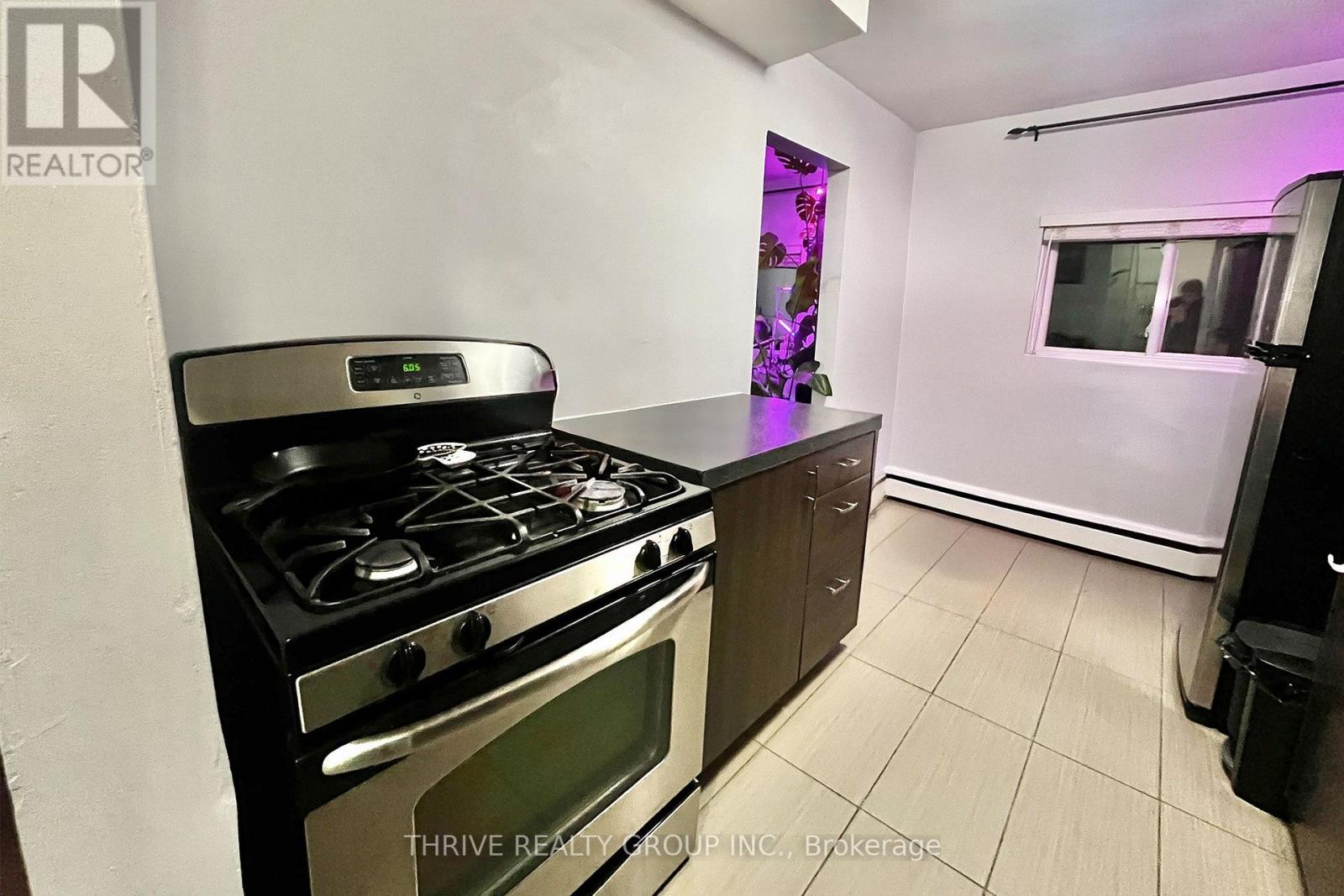 17 - 23 Mcclary Avenue, London South, Ontario  N6C 1P6 - Photo 5 - X12573580