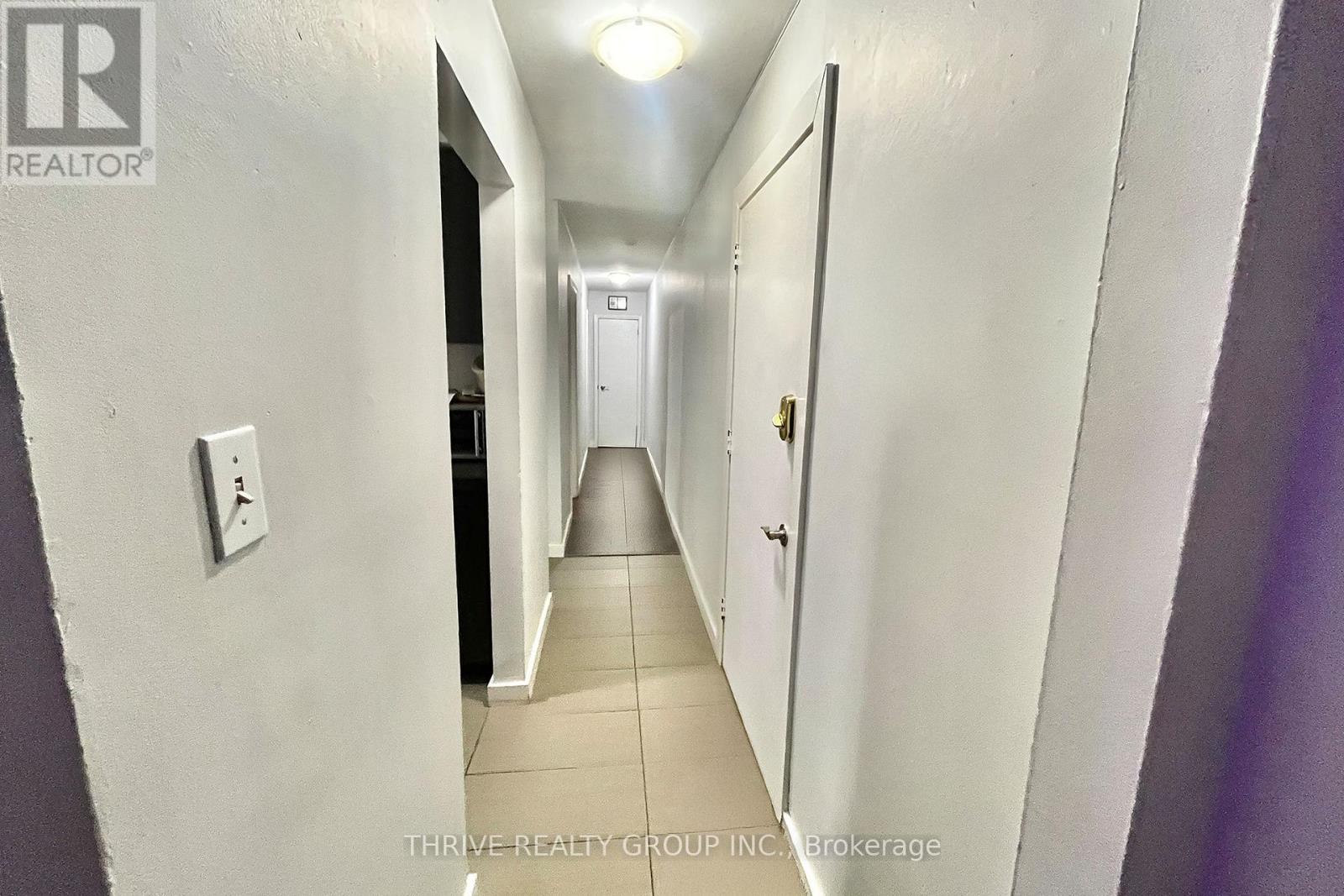 17 - 23 Mcclary Avenue, London South, Ontario  N6C 1P6 - Photo 9 - X12573580