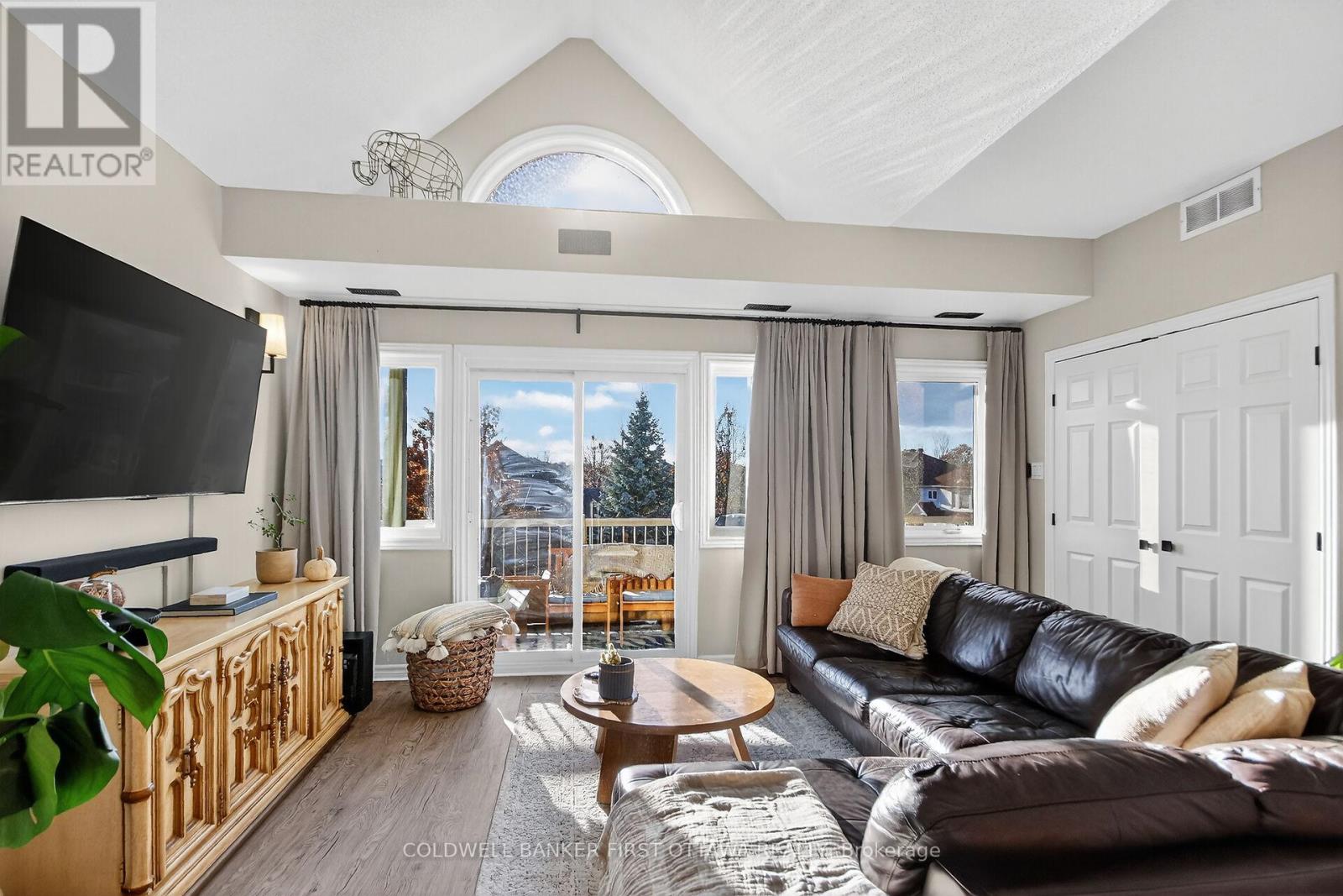 C - 137 Oldfield Drive, Ottawa, Ontario  K2G 7C8 - Photo 3 - X12573592