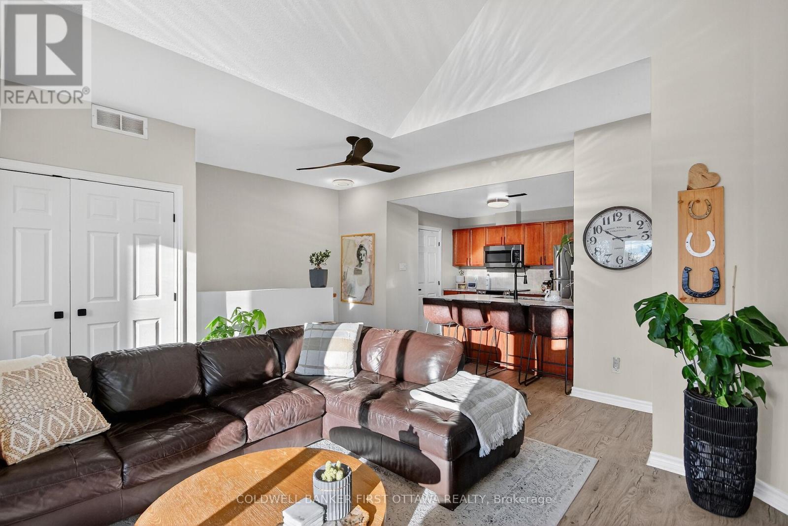 C - 137 Oldfield Drive, Ottawa, Ontario  K2G 7C8 - Photo 6 - X12573592