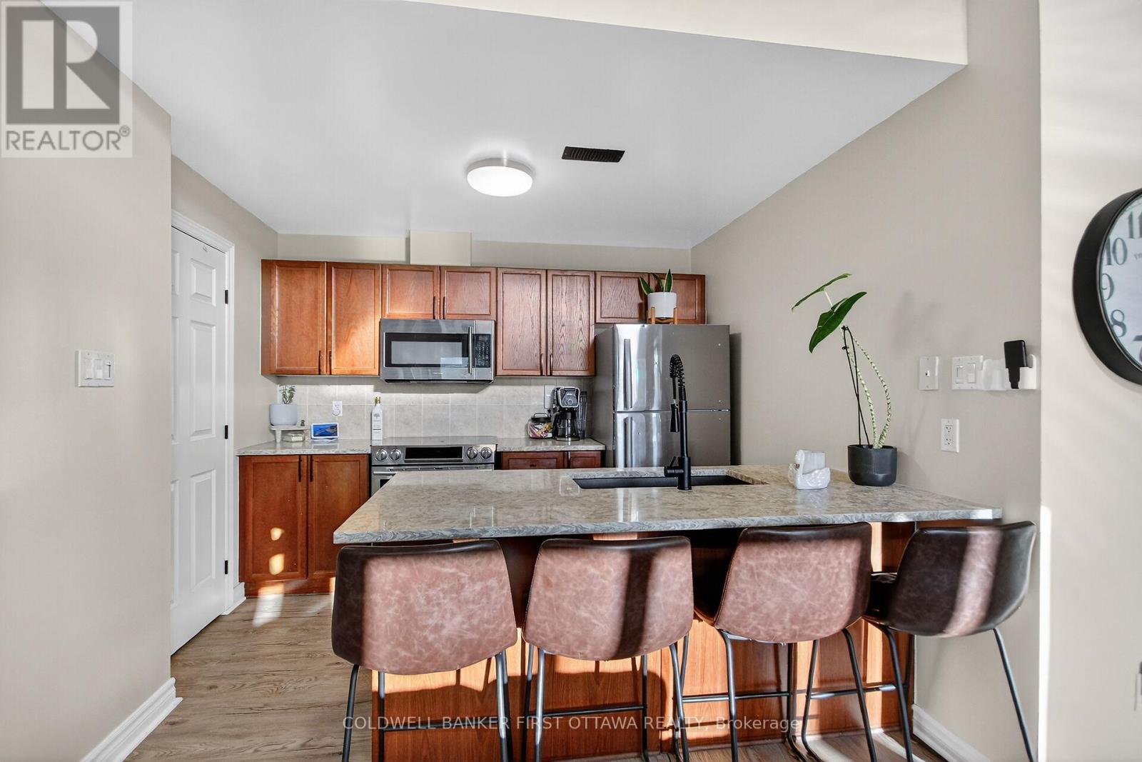 C - 137 Oldfield Drive, Ottawa, Ontario  K2G 7C8 - Photo 9 - X12573592