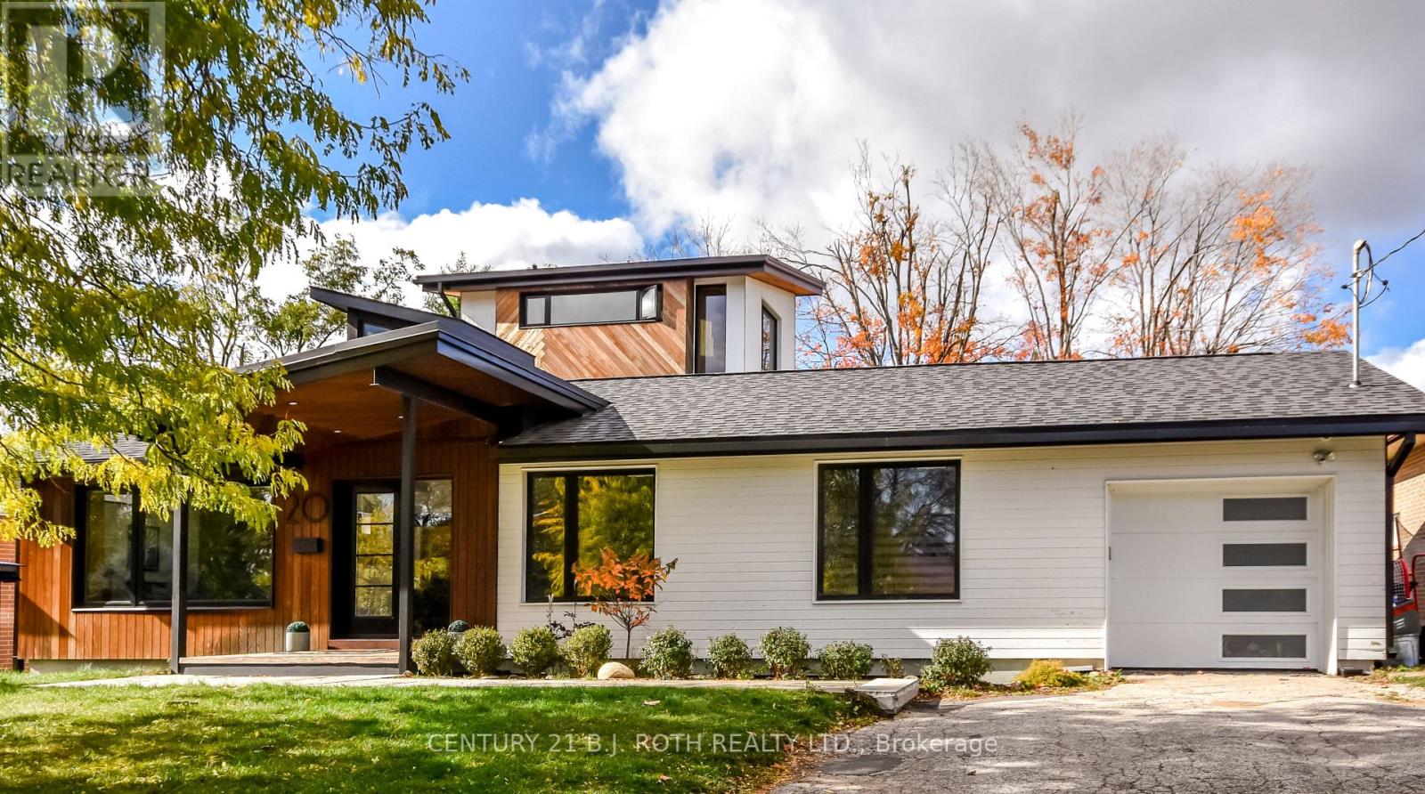 20 WELDON STREET, Barrie, Ontario