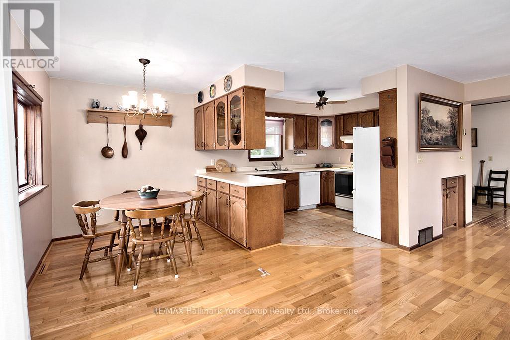 448 Nelson Street W, Meaford, Ontario  N4L 1L3 - Photo 12 - X12573600