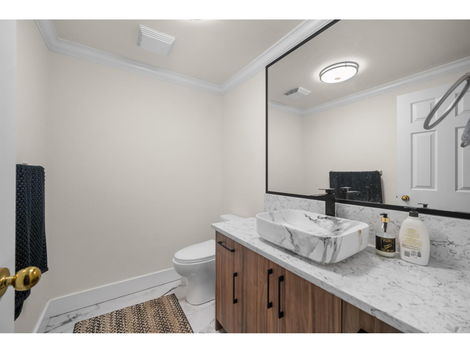 13866 56 Avenue, Surrey, British Columbia  V3X 2Z8 - Photo 12 - R3069820