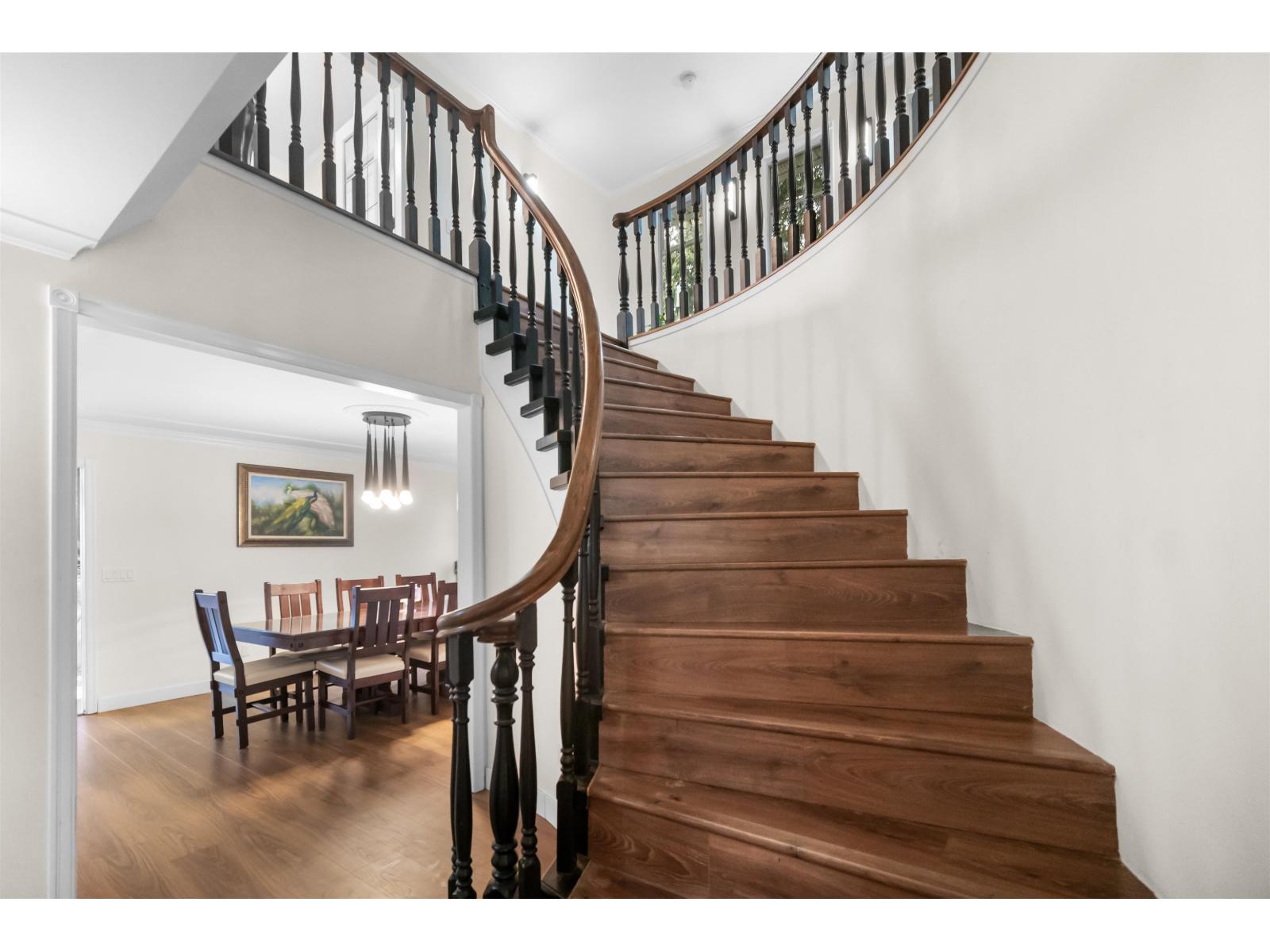 13866 56 Avenue, Surrey, British Columbia  V3X 2Z8 - Photo 3 - R3069820