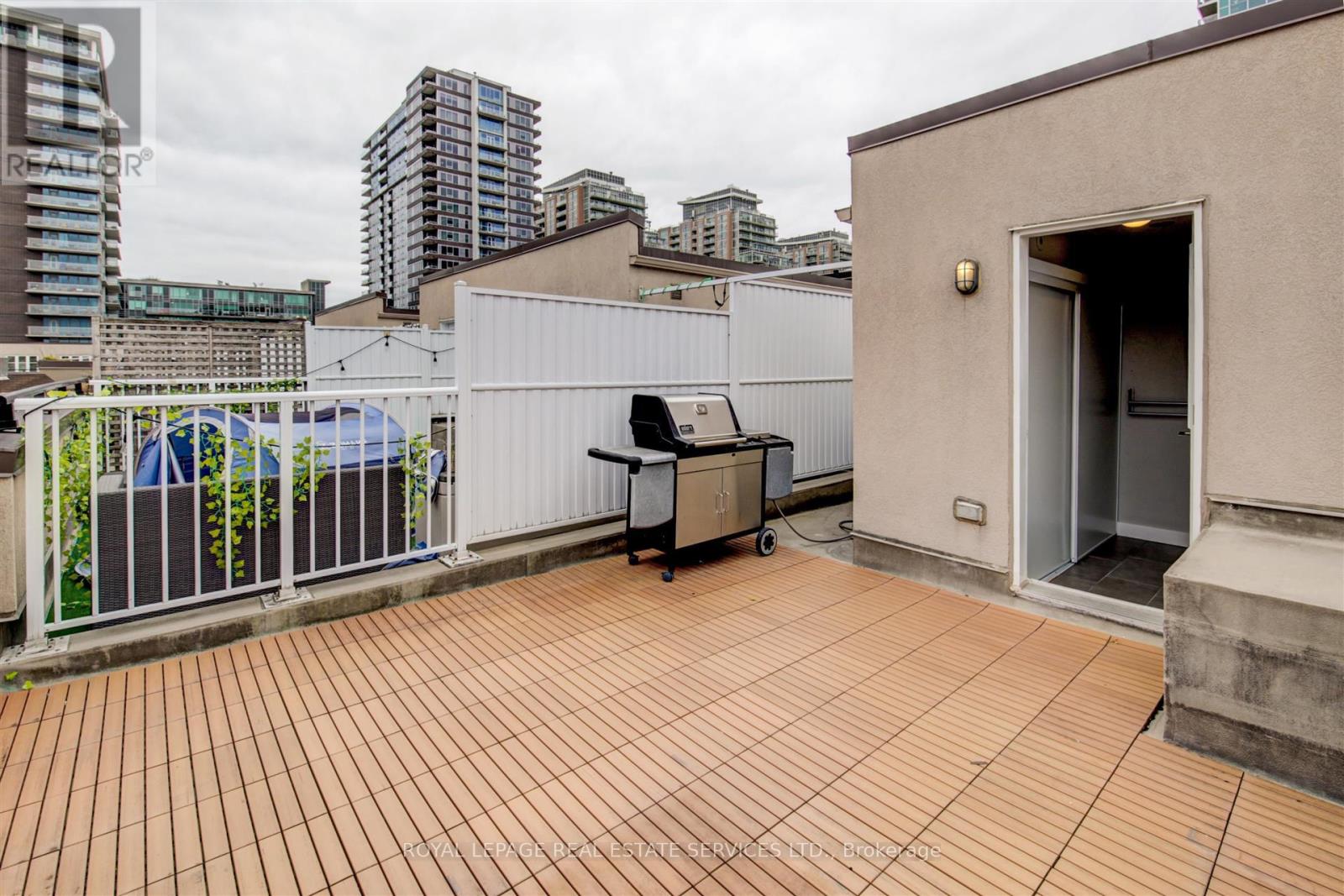 708 - 42 Western Battery Road, Toronto, Ontario  M6K 3P1 - Photo 15 - C12573562