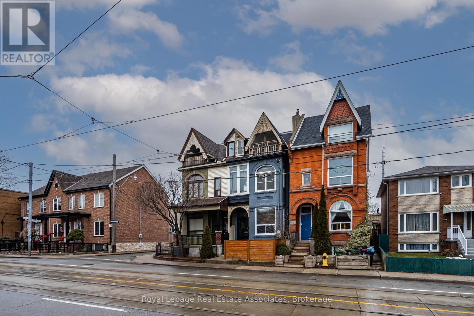 2 - 274 Ossington Avenue, Toronto, Ontario  M6J 3A3 - Photo 2 - C12573572