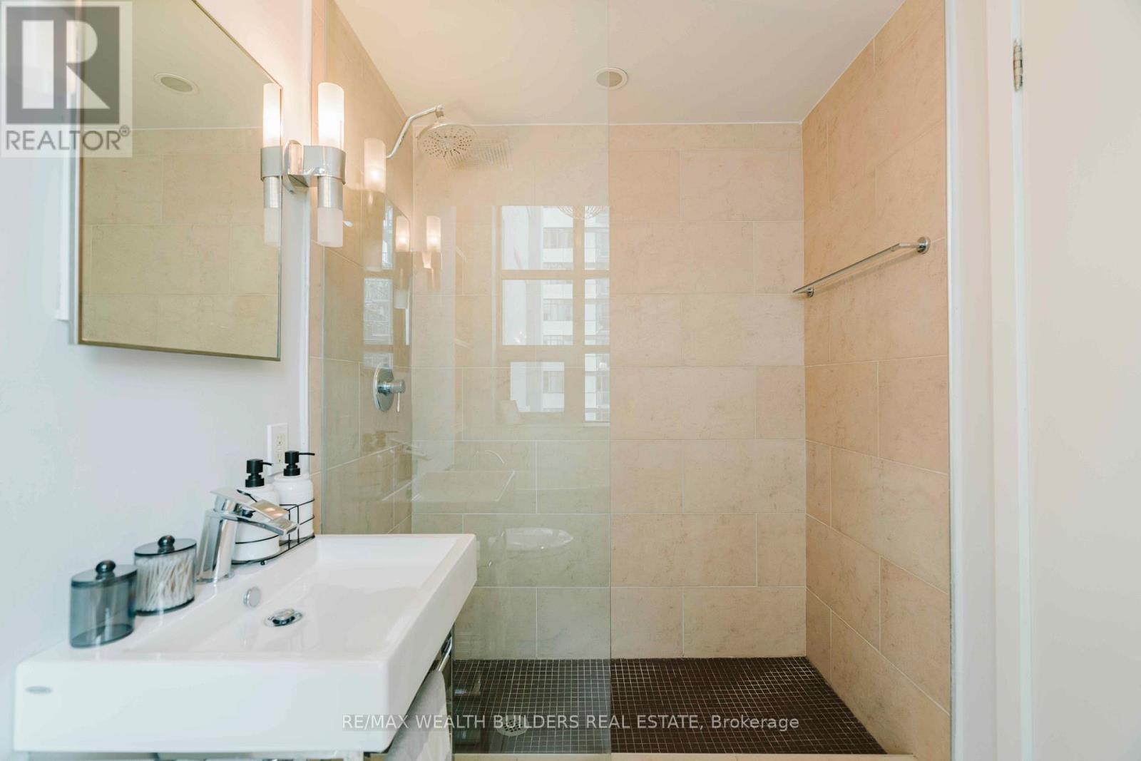 304 - 637 Lake Shore Boulevard W, Toronto, Ontario  M5V 3J6 - Photo 14 - C12573594