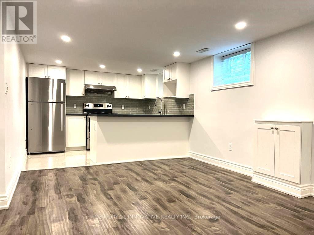 3 Kellyvale Road, Toronto, Ontario  M1R 3M2 - Photo 4 - E12573602