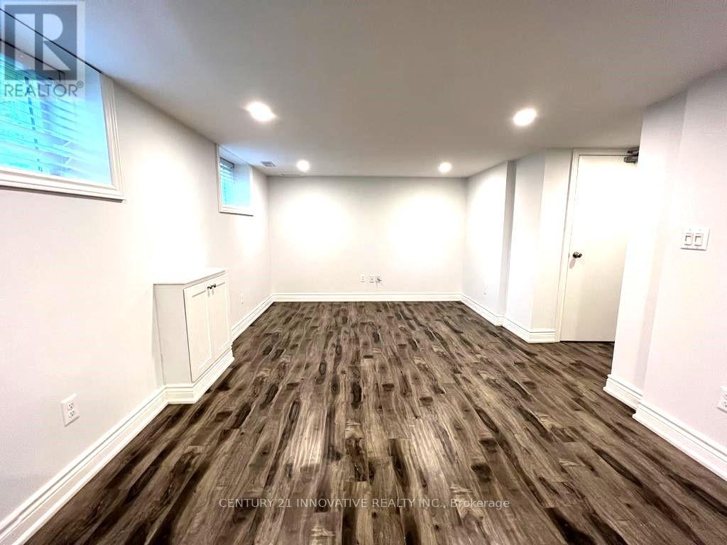 3 Kellyvale Road, Toronto, Ontario  M1R 3M2 - Photo 5 - E12573602