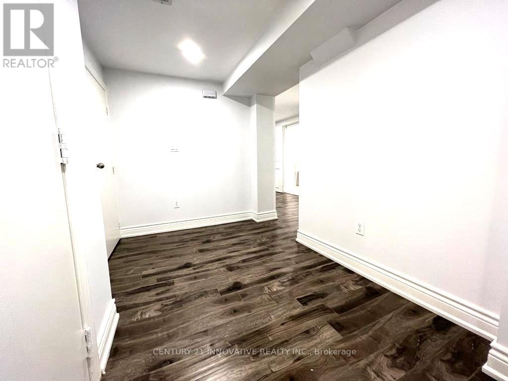 3 Kellyvale Road, Toronto, Ontario  M1R 3M2 - Photo 6 - E12573602