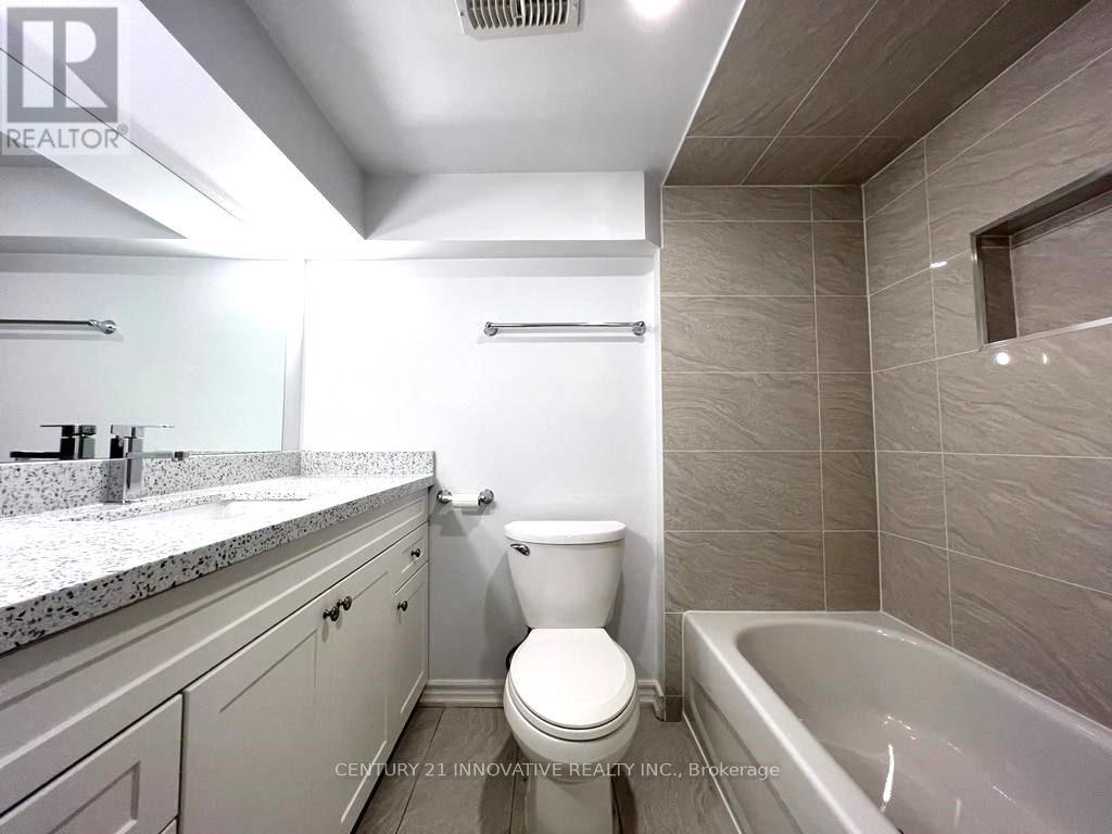 3 Kellyvale Road, Toronto, Ontario  M1R 3M2 - Photo 7 - E12573602