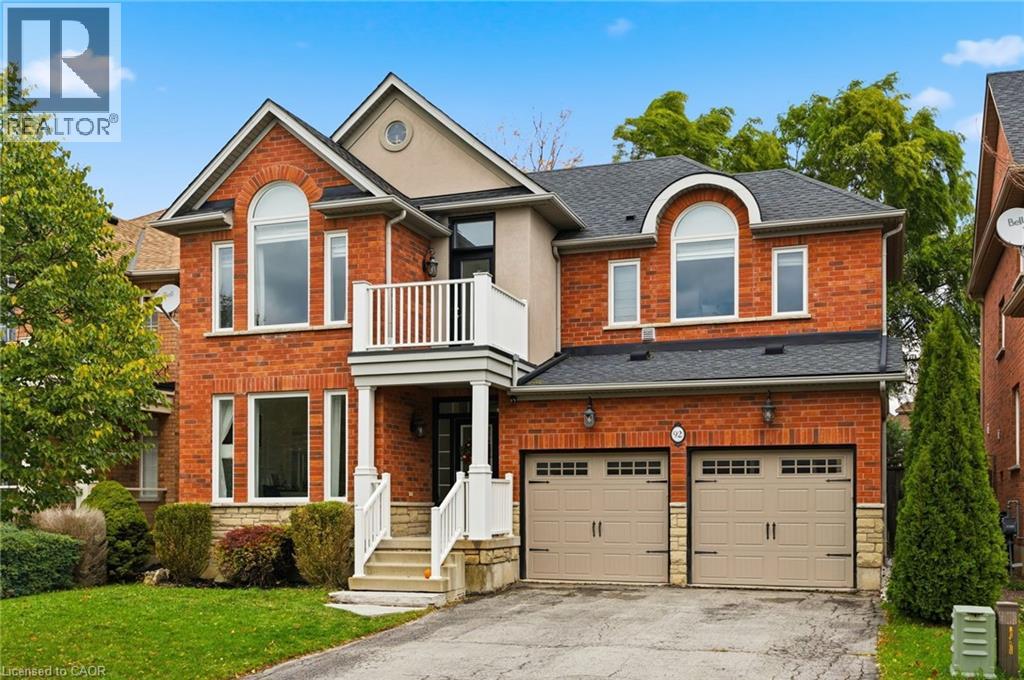 92 GLENMEADOW Crescent, Stoney Creek, Ontario