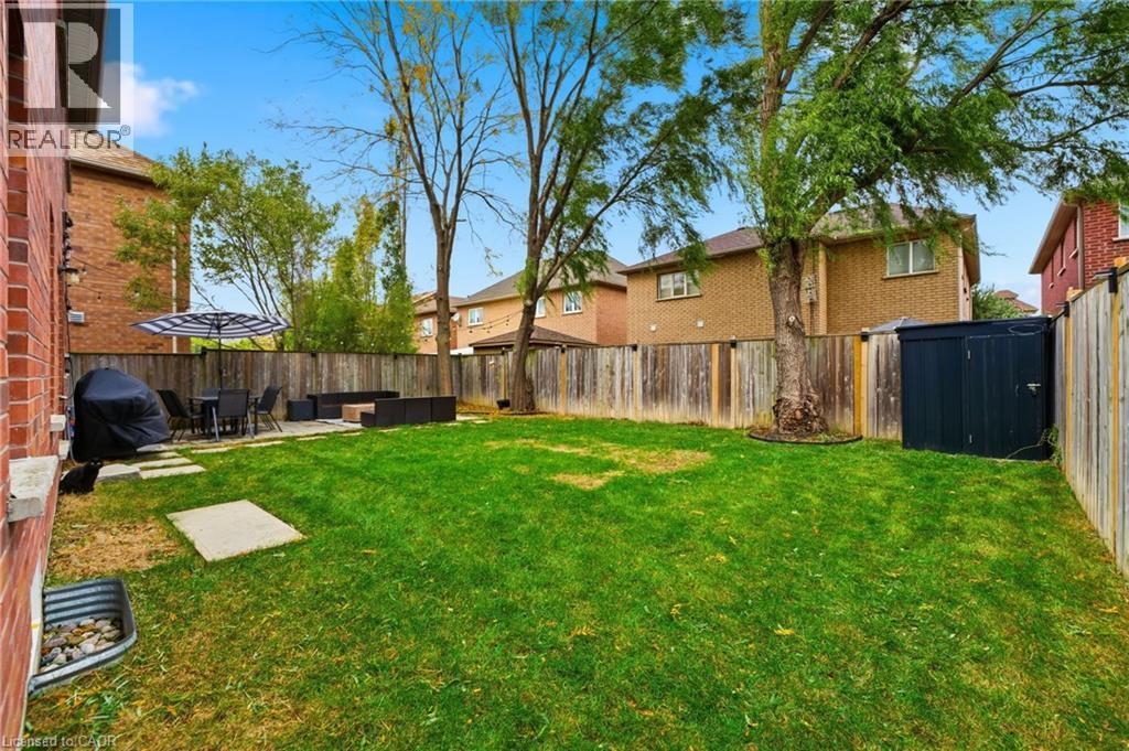 92 Glenmeadow Crescent, Stoney Creek, Ontario  L8E 6C2 - Photo 31 - 40789521