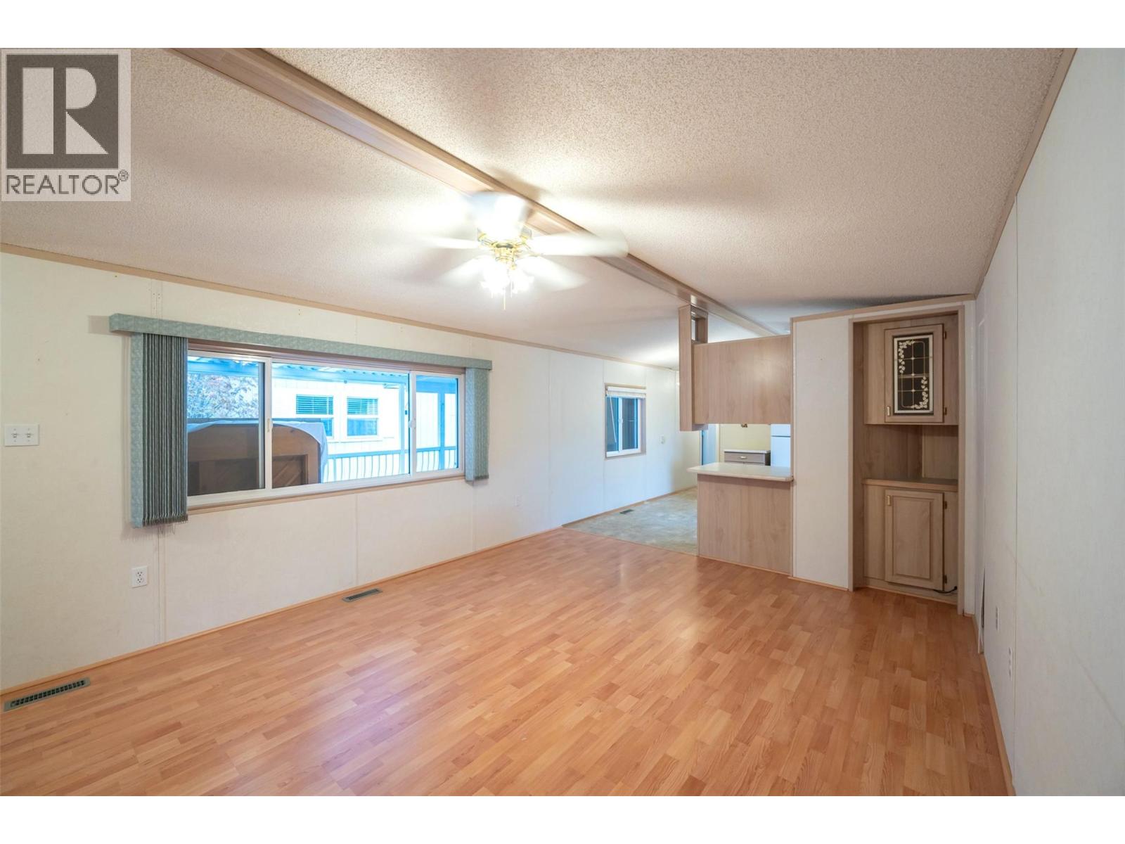 6778 Tucelnuit Drive Unit# 39, Oliver, British Columbia  V0H 1T0 - Photo 9 - 10369274