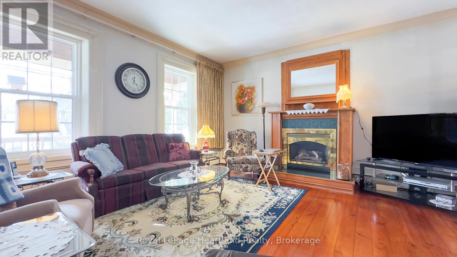 131 Rattenbury Street E, Central Huron, Ontario  N0M 1L0 - Photo 19 - X12214347