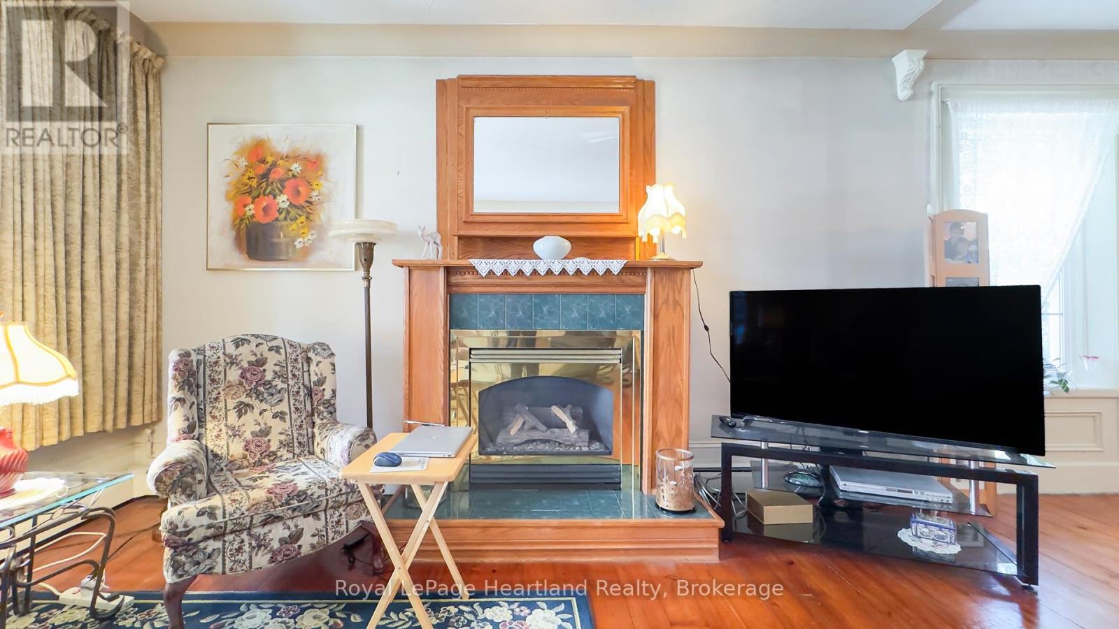 131 Rattenbury Street E, Central Huron, Ontario  N0M 1L0 - Photo 20 - X12214347