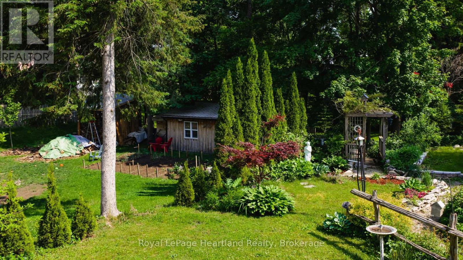 Photo 48 of 49 for 131 Rattenbury Street E