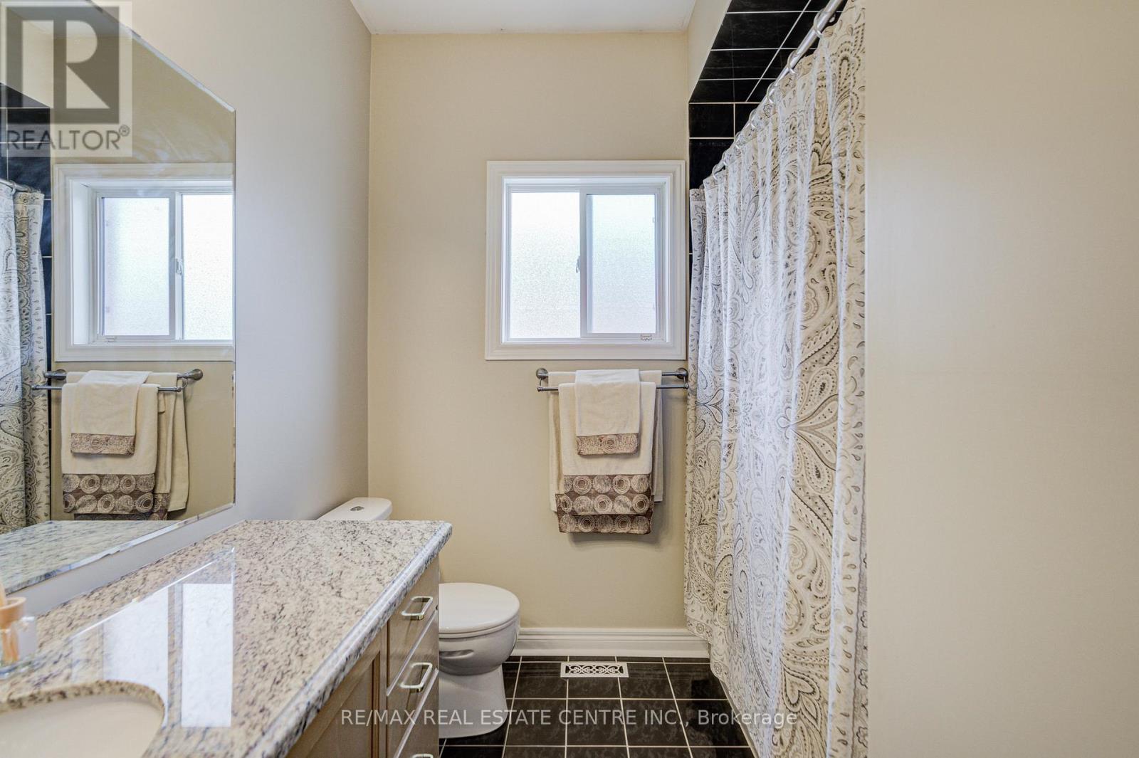 7 Carmichael Court, Caledon, Ontario  L7E 2L8 - Photo 23 - W12573578