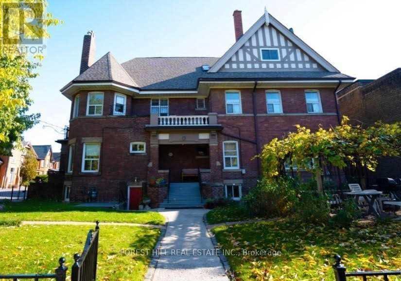 1S - 265 HIGH PARK AVENUE, Toronto, Ontario