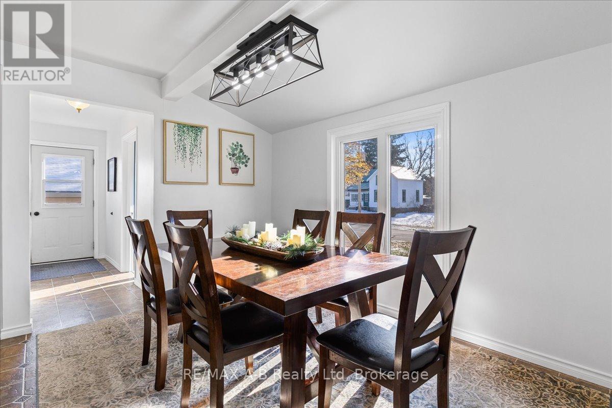 145 Frederick Street, Central Huron, Ontario  N0M 1L0 - Photo 11 - X12573618