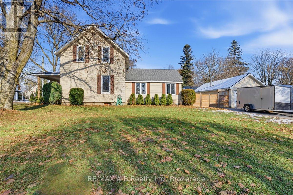 145 Frederick Street, Central Huron, Ontario  N0M 1L0 - Photo 4 - X12573618