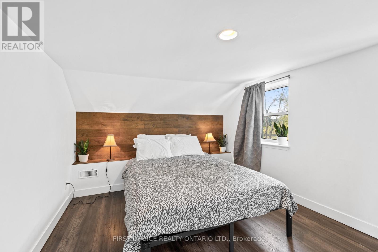 10 Campbell Reid Court, Ottawa, Ontario  K2K 1X7 - Photo 17 - X12573628