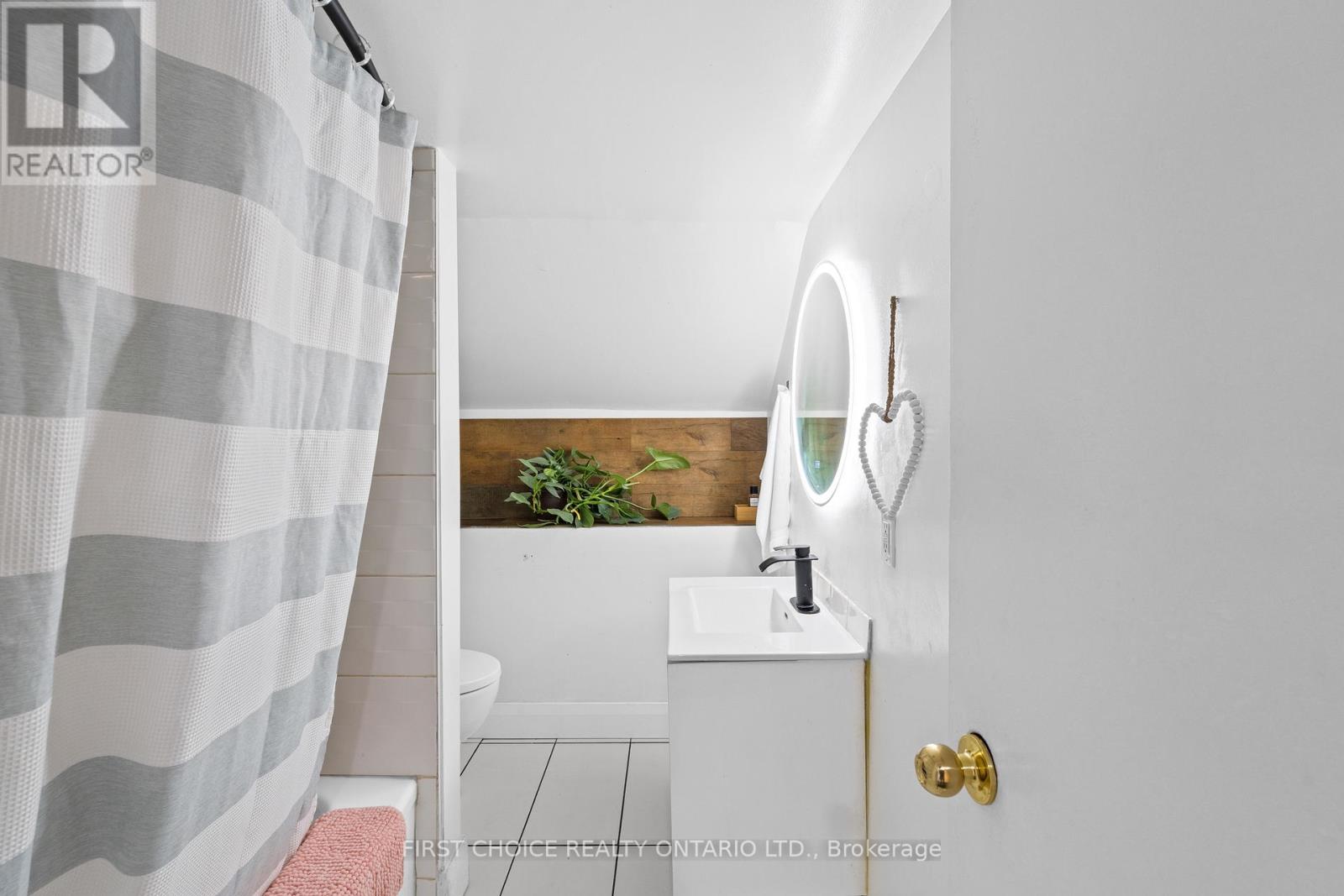 10 Campbell Reid Court, Ottawa, Ontario  K2K 1X7 - Photo 19 - X12573628