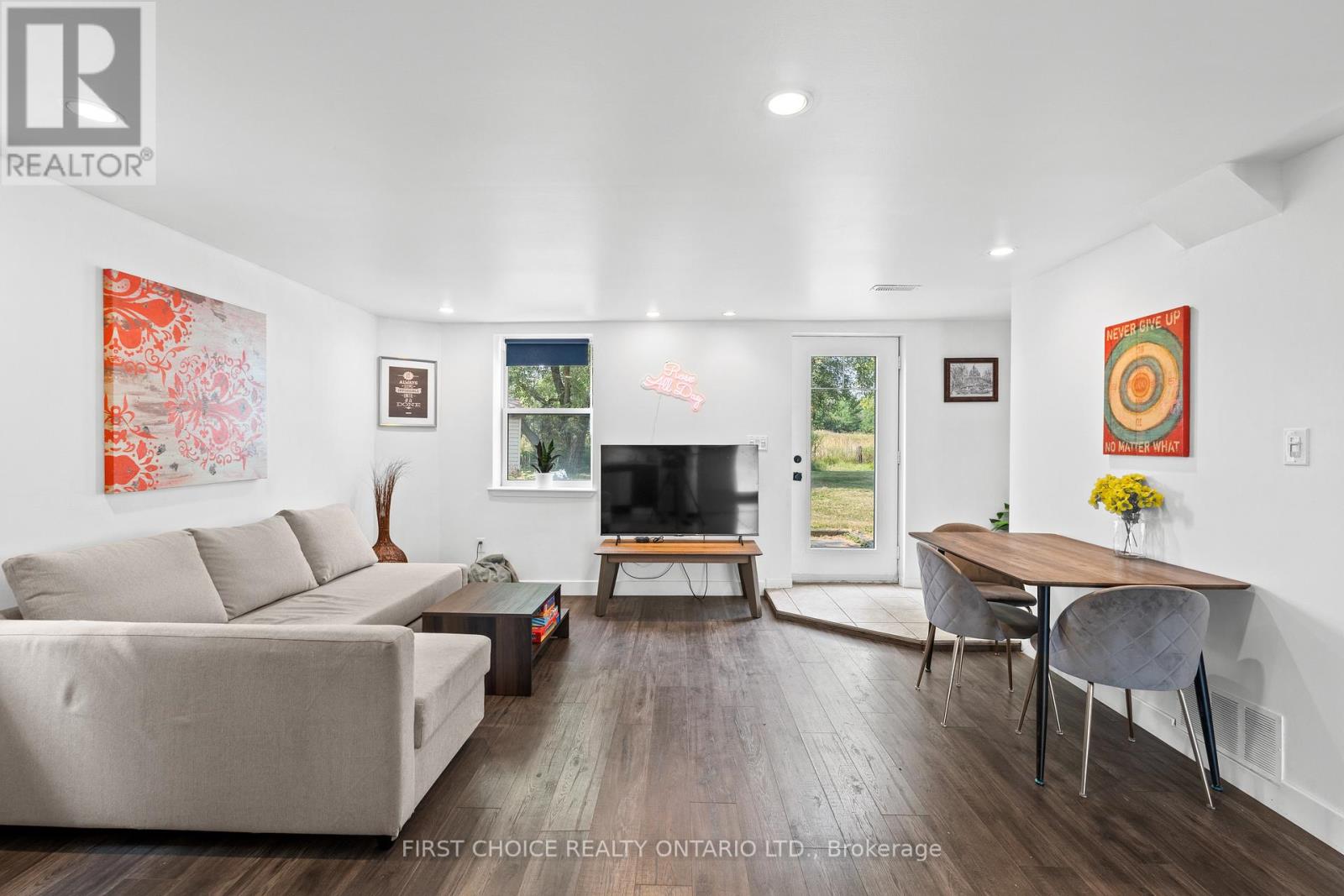 10 Campbell Reid Court, Ottawa, Ontario  K2K 1X7 - Photo 8 - X12573628