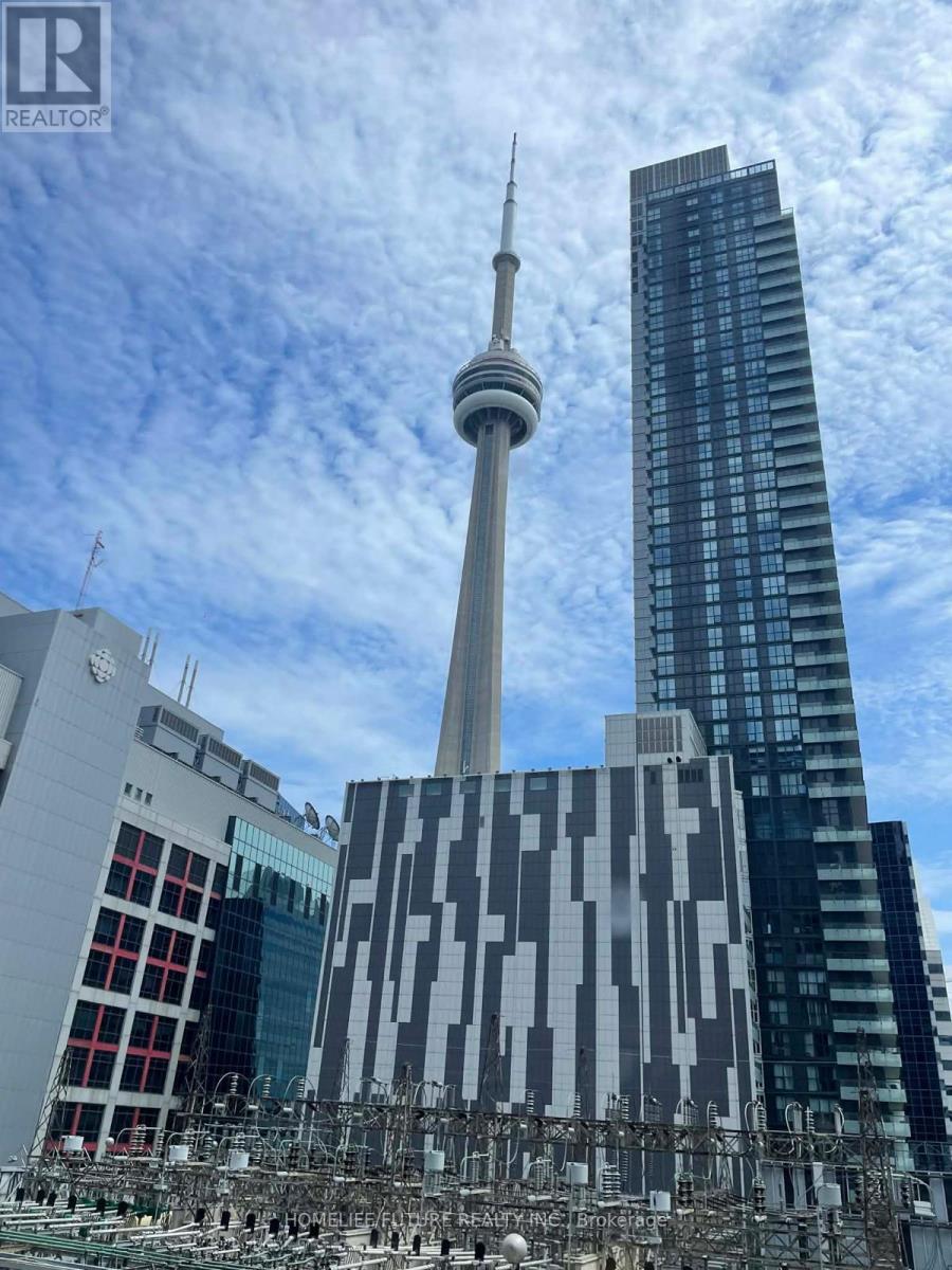 532 - 250 WELLINGTON STREET W, Toronto, Ontario